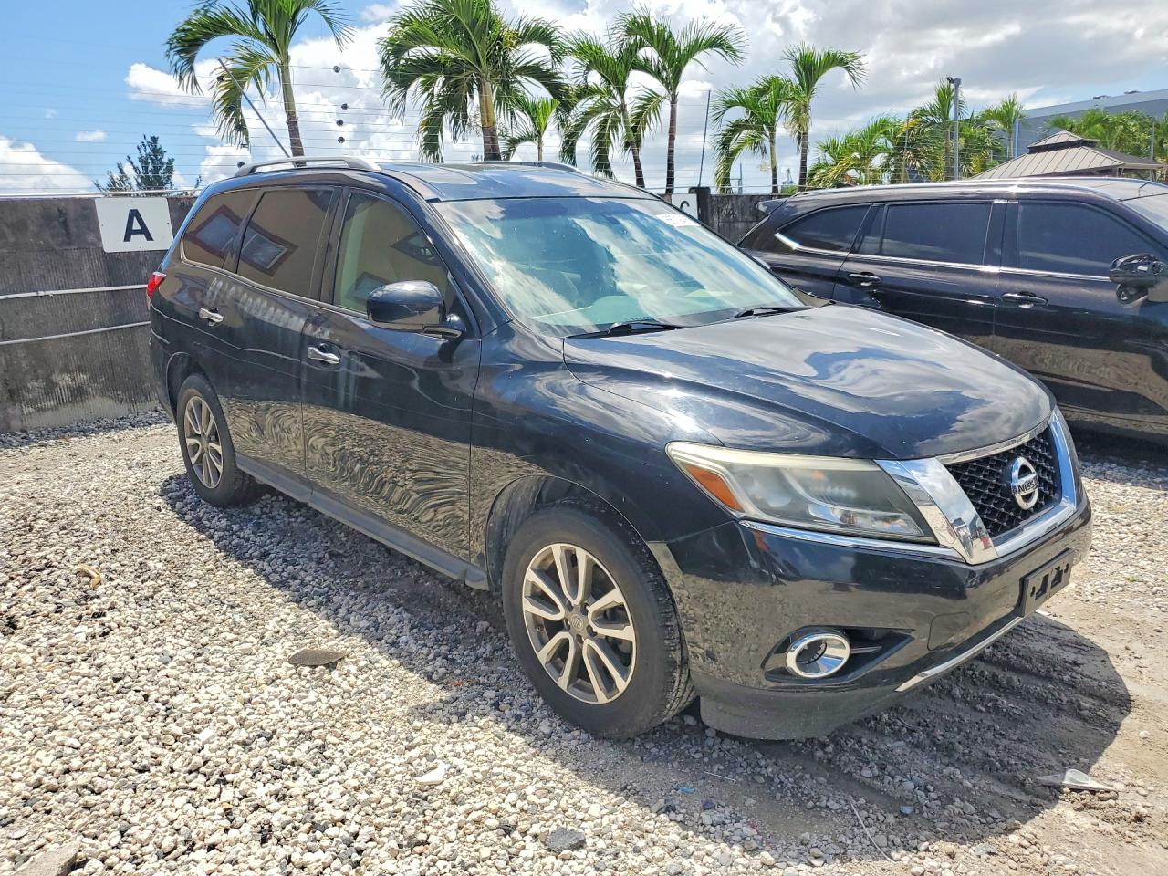 2016 Nissan Pathfinder Sv Черный vin: 5N1AR2MM0GC615655