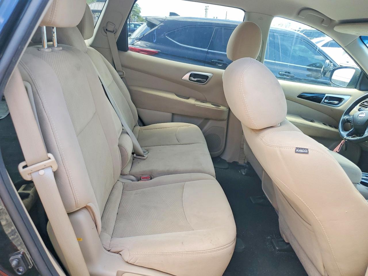 2016 Nissan Pathfinder Sv Черный vin: 5N1AR2MM0GC615655