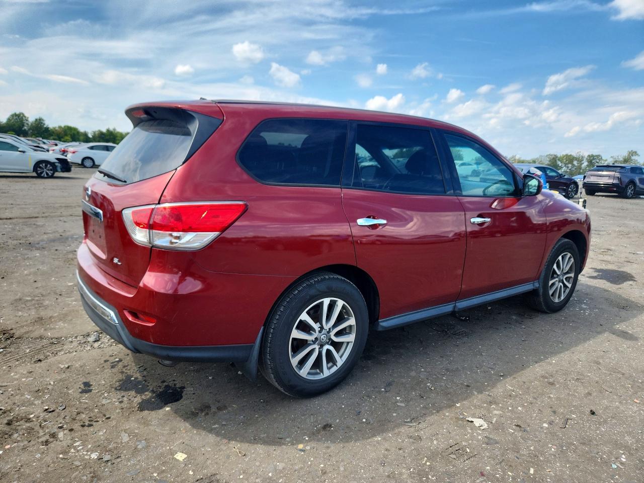 2013 Nissan Pathfinder S Red vin: 5N1AR2MM1DC604742