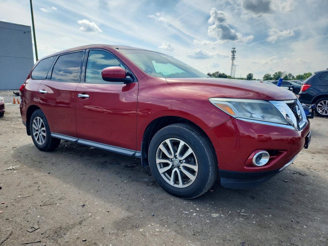2013 Nissan Pathfinder S Red vin: 5N1AR2MM1DC604742