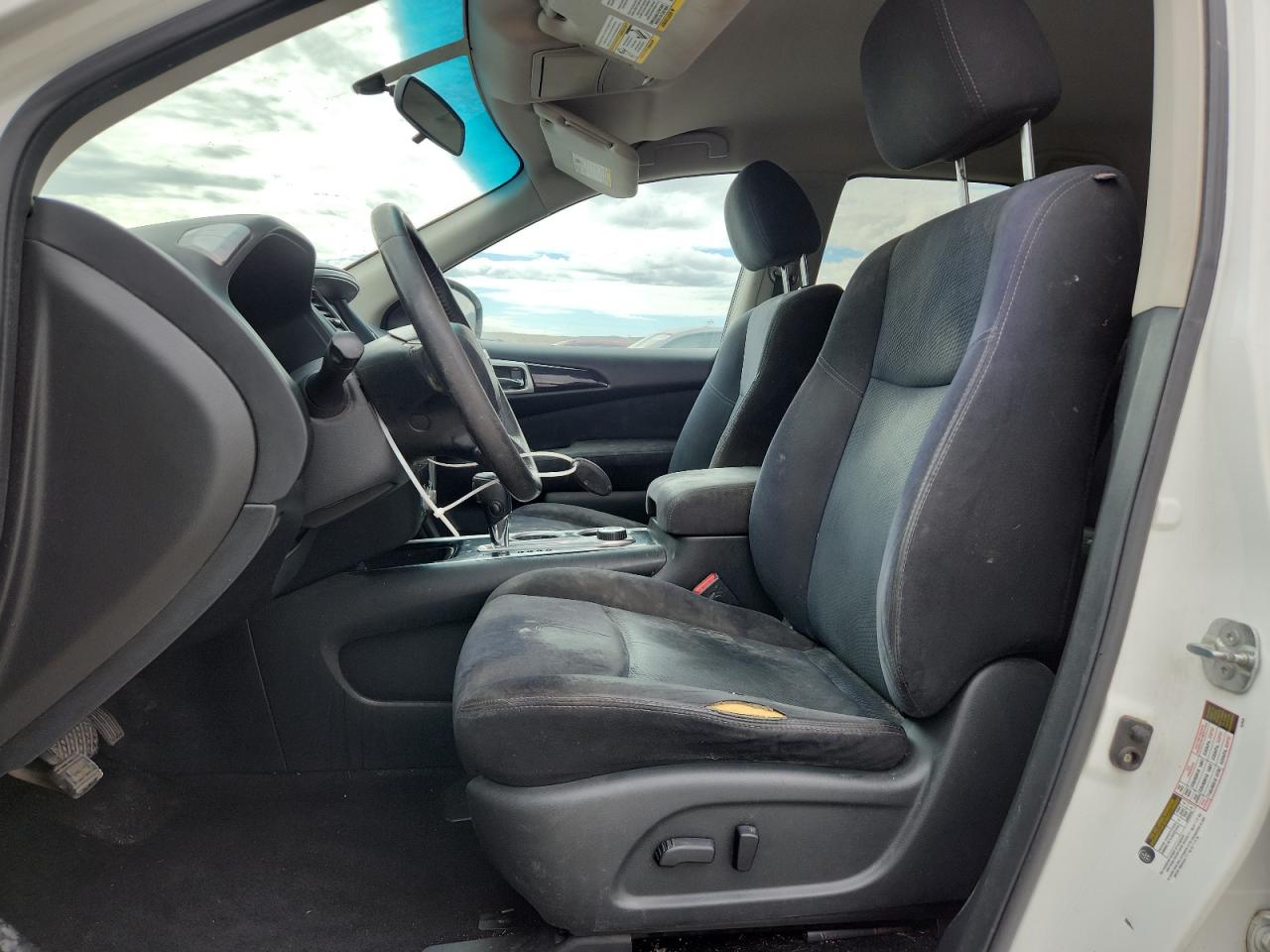 2013 Nissan Pathfinder S White vin: 5N1AR2MM1DC606667