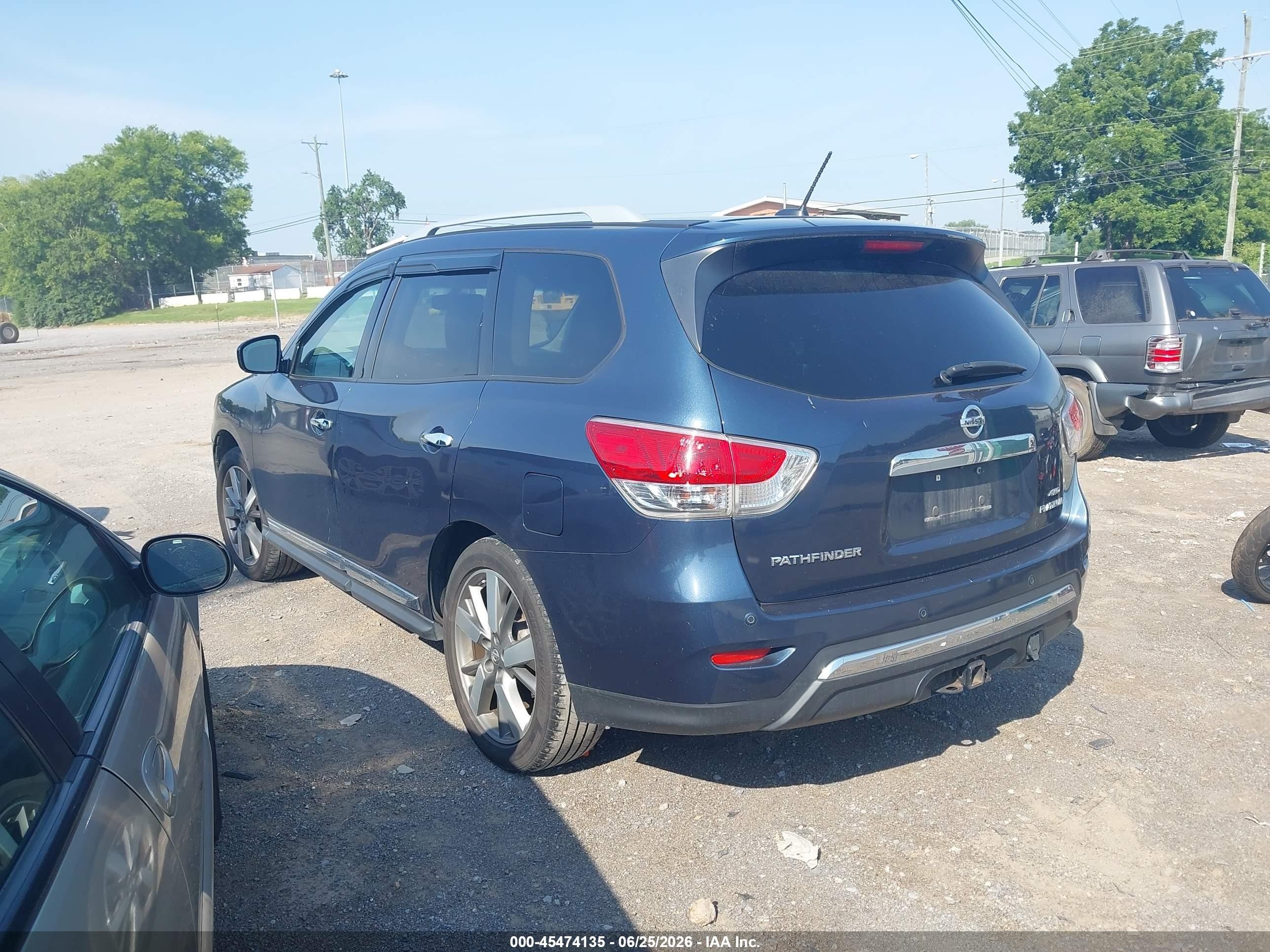 2013 Nissan Pathfinder Platinum Blue vin: 5N1AR2MM1DC614462