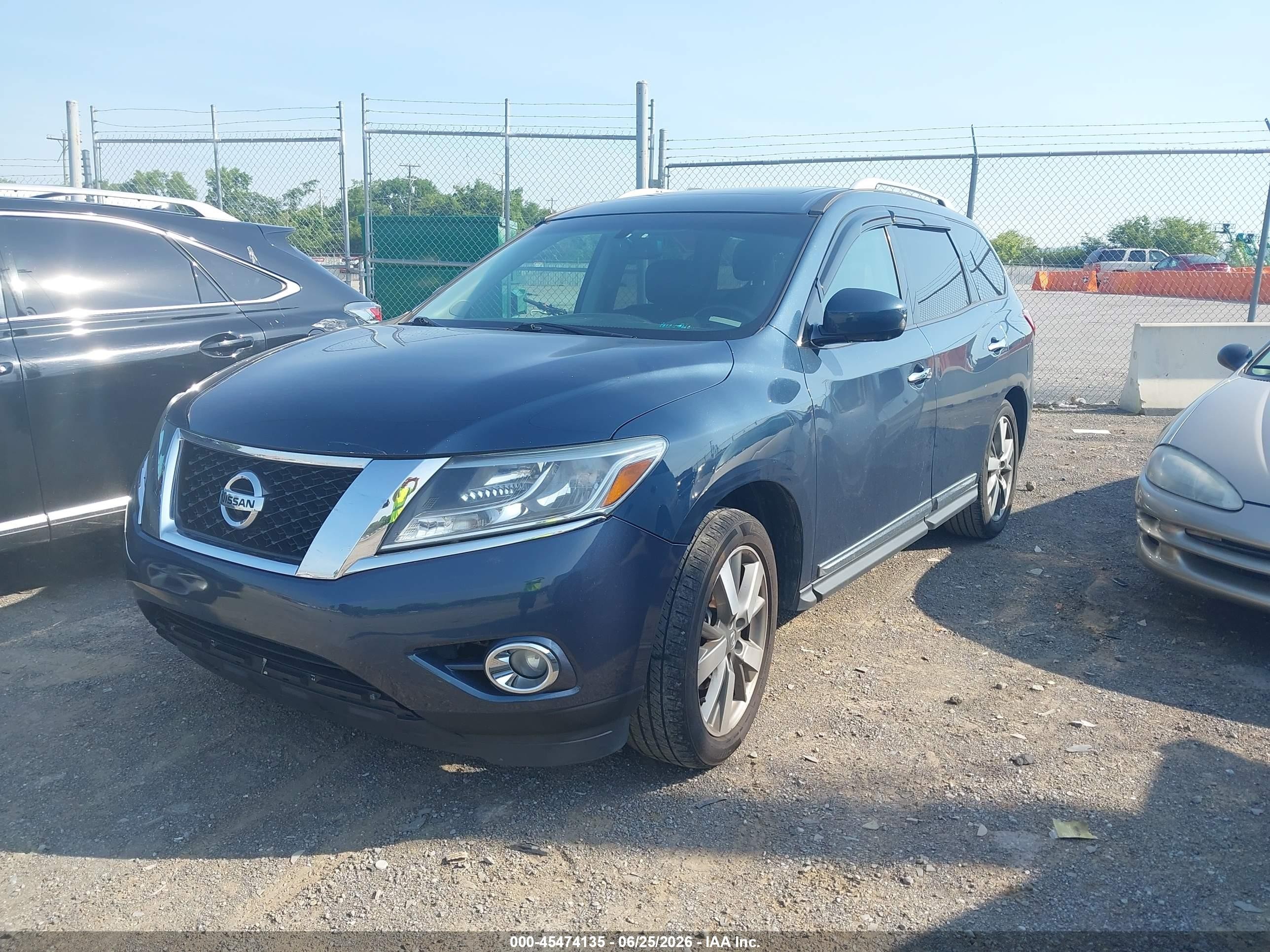 2013 Nissan Pathfinder Platinum Blue vin: 5N1AR2MM1DC614462