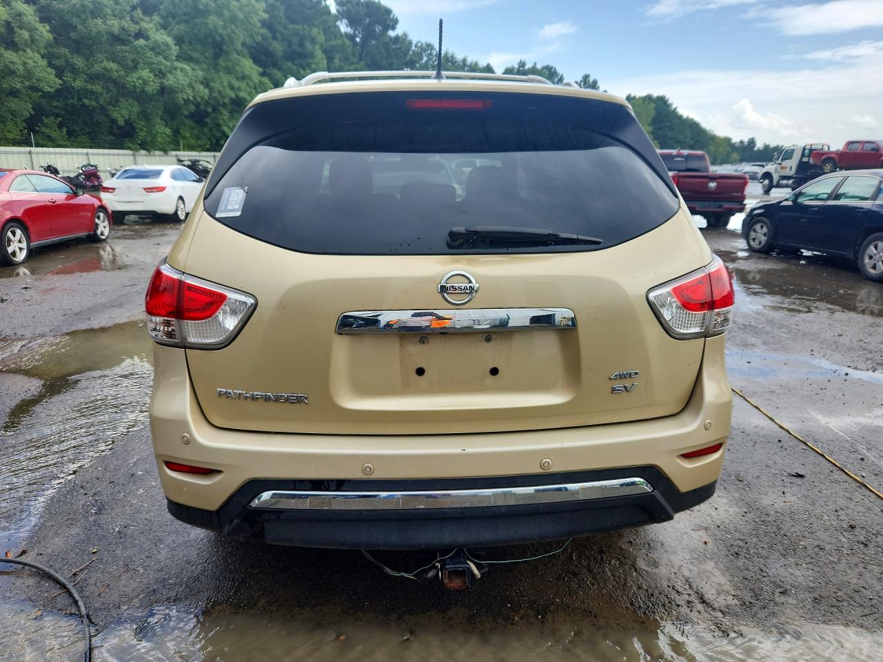 2013 Nissan Pathfinder S Cream vin: 5N1AR2MM1DC615286