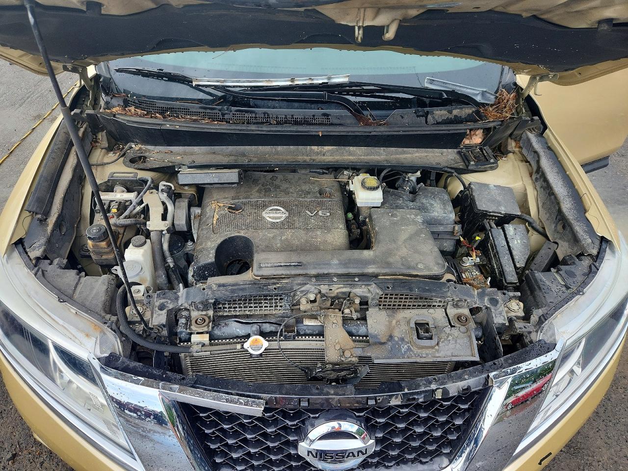2013 Nissan Pathfinder S Cream vin: 5N1AR2MM1DC615286