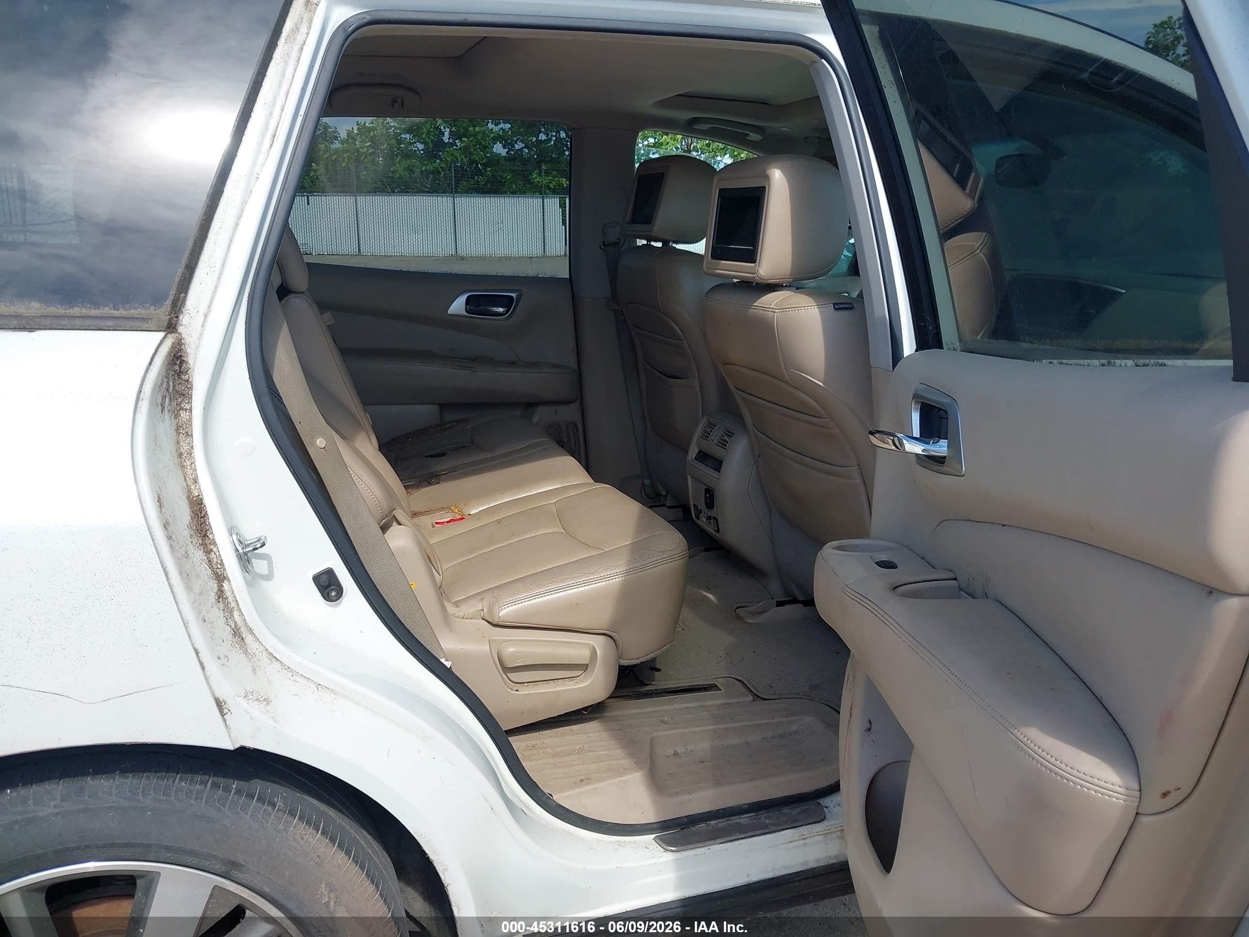 2013 Nissan Pathfinder Platinum White vin: 5N1AR2MM1DC624361