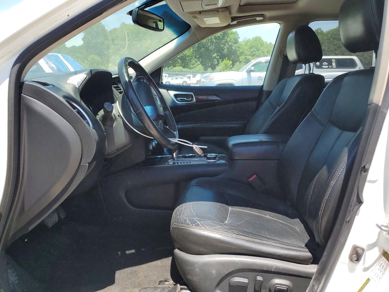 2013 Nissan Pathfinder S White vin: 5N1AR2MM1DC637868