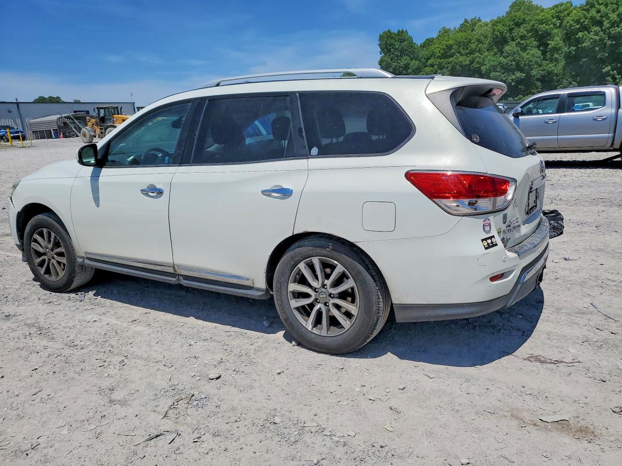 2013 Nissan Pathfinder S White vin: 5N1AR2MM1DC637868