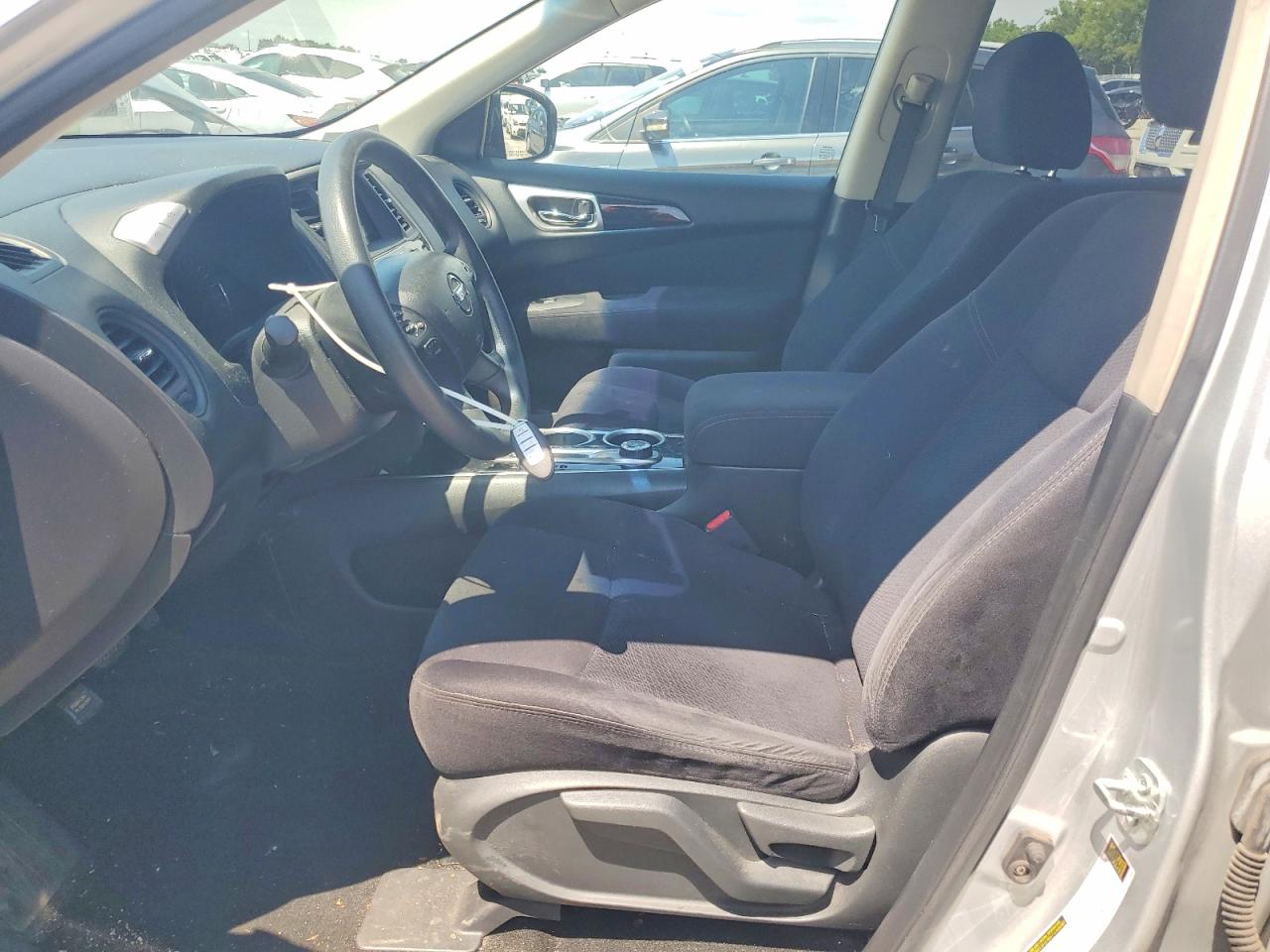 2013 Nissan Pathfinder S Серебряный vin: 5N1AR2MM1DC641614