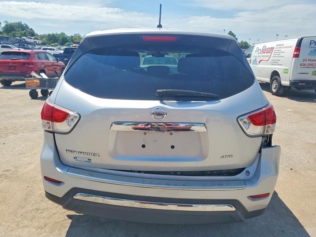 2013 Nissan Pathfinder S Серебряный vin: 5N1AR2MM1DC641614