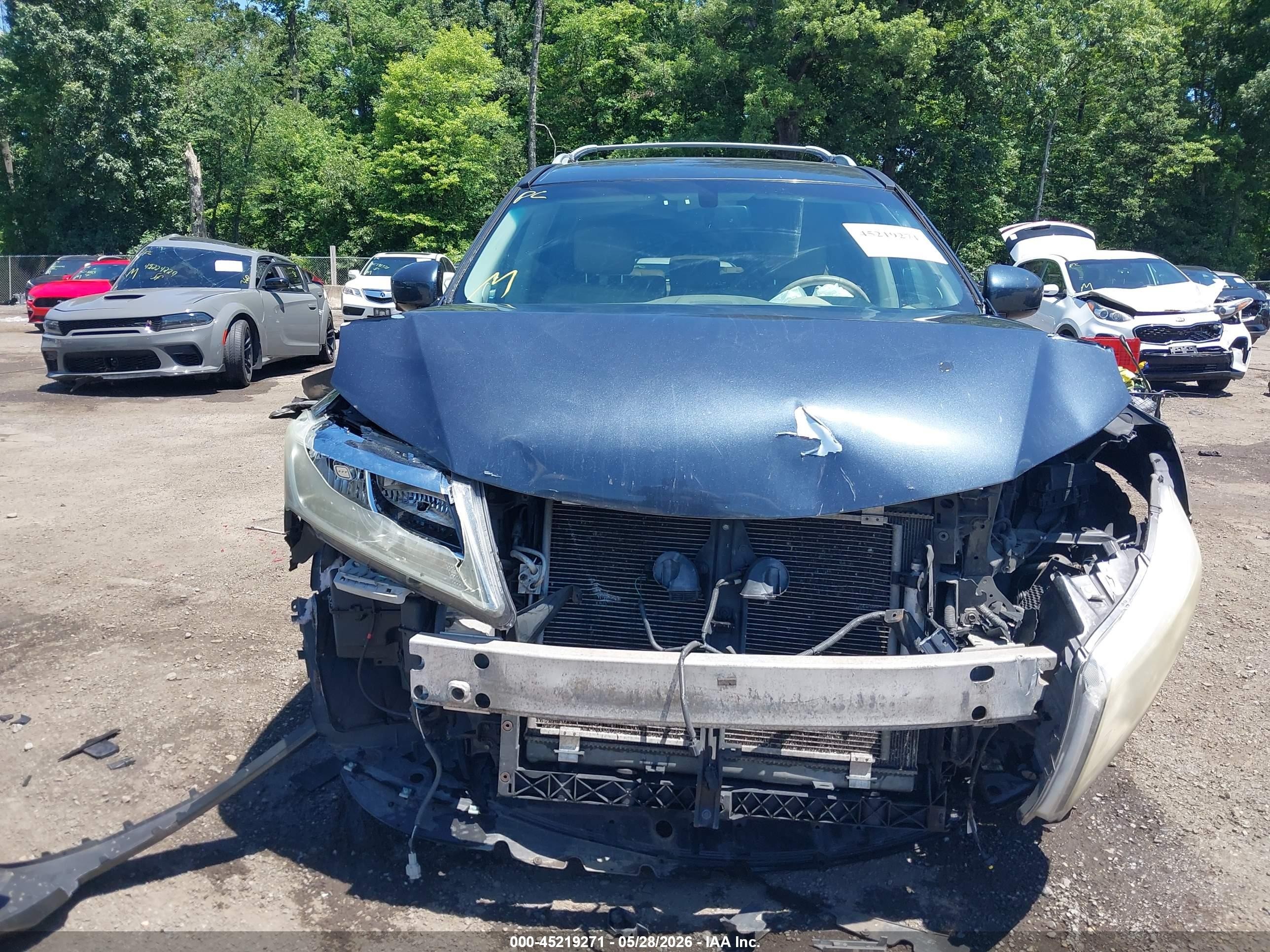 2013 Nissan Pathfinder Platinum Blue vin: 5N1AR2MM1DC642357
