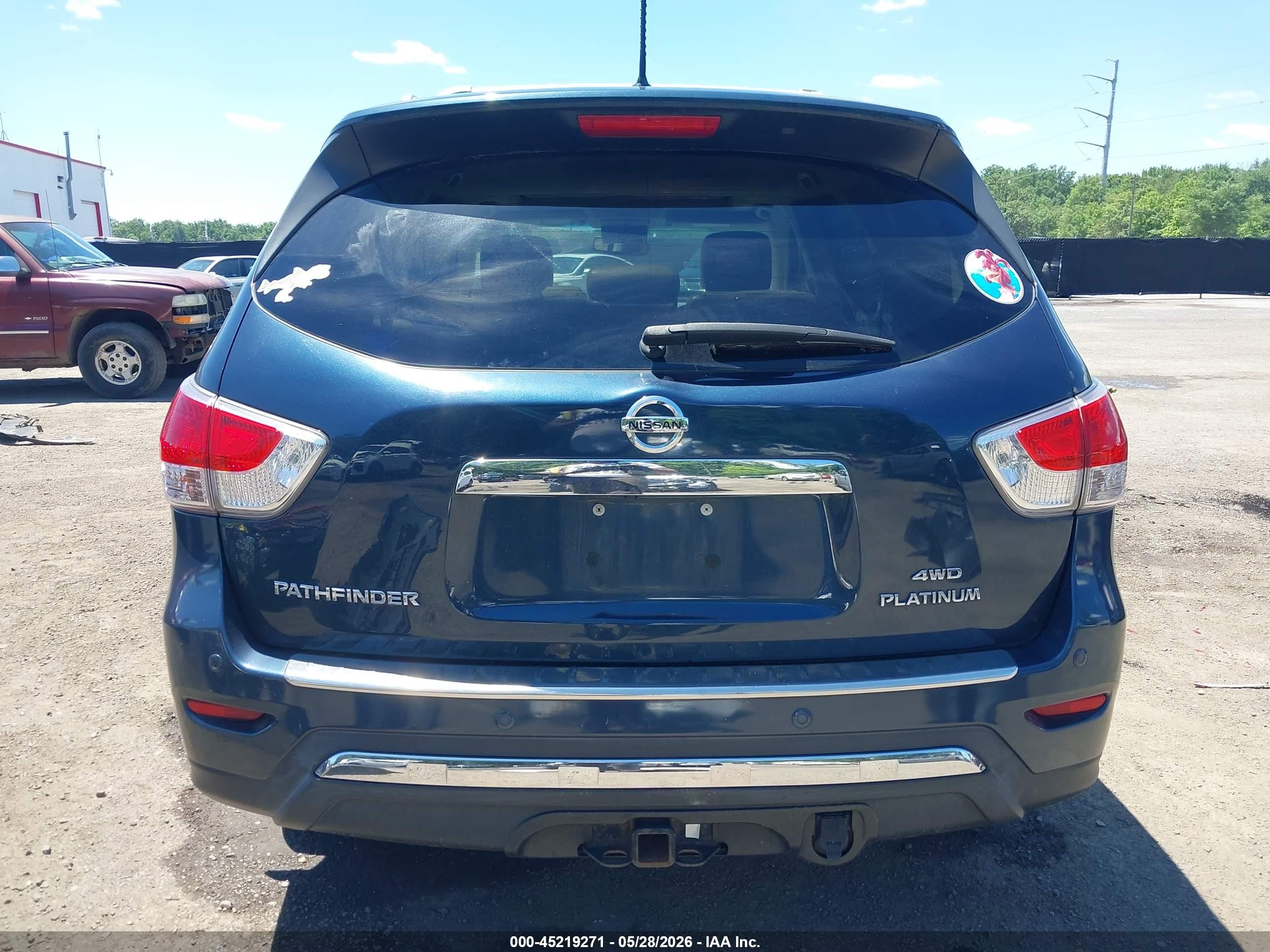2013 Nissan Pathfinder Platinum Blue vin: 5N1AR2MM1DC642357
