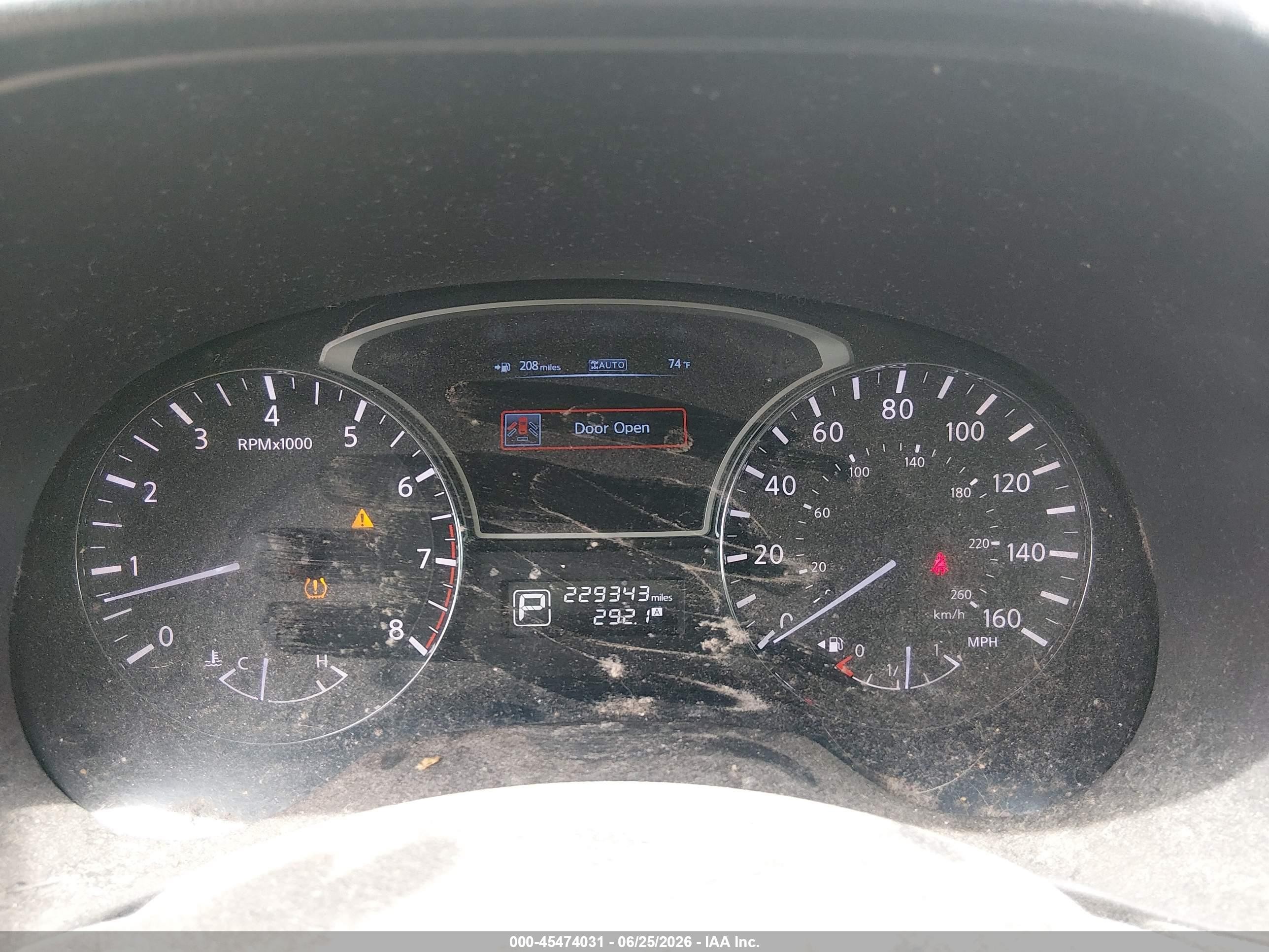 2013 Nissan Pathfinder S Red vin: 5N1AR2MM1DC670238