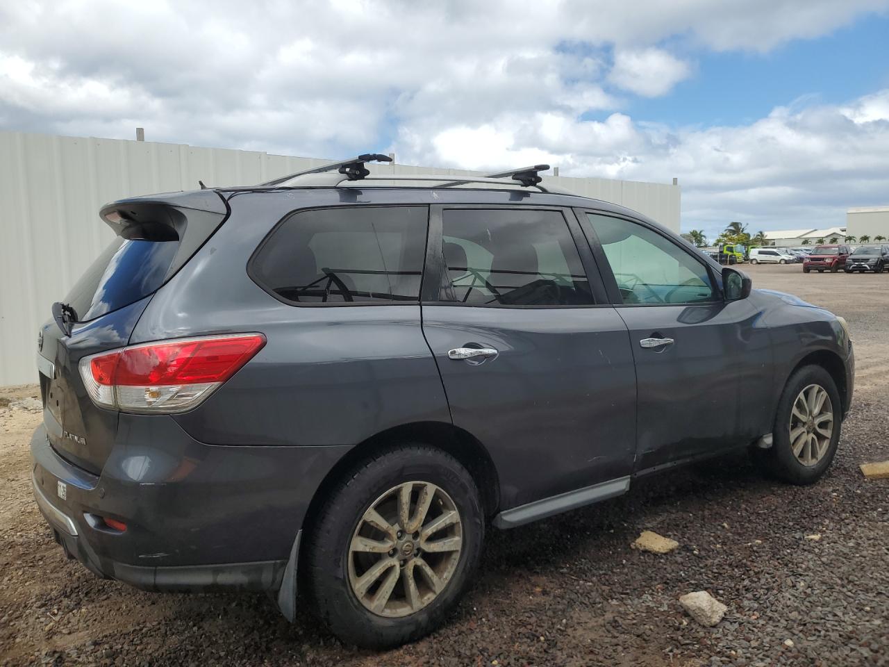 2013 Nissan Pathfinder S Blue vin: 5N1AR2MM1DC681336 Damage: Right Rear Door, Severe Damage, Replacement Required