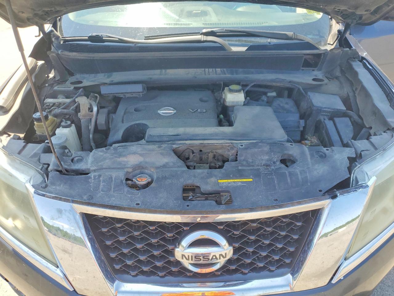 2014 Nissan Pathfinder S Серый vin: 5N1AR2MM1EC619713