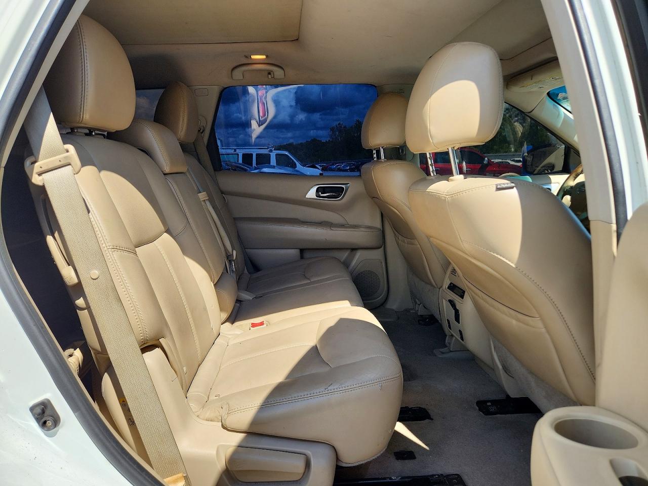 2014 Nissan Pathfinder White vin: 5N1AR2MM1EC620604