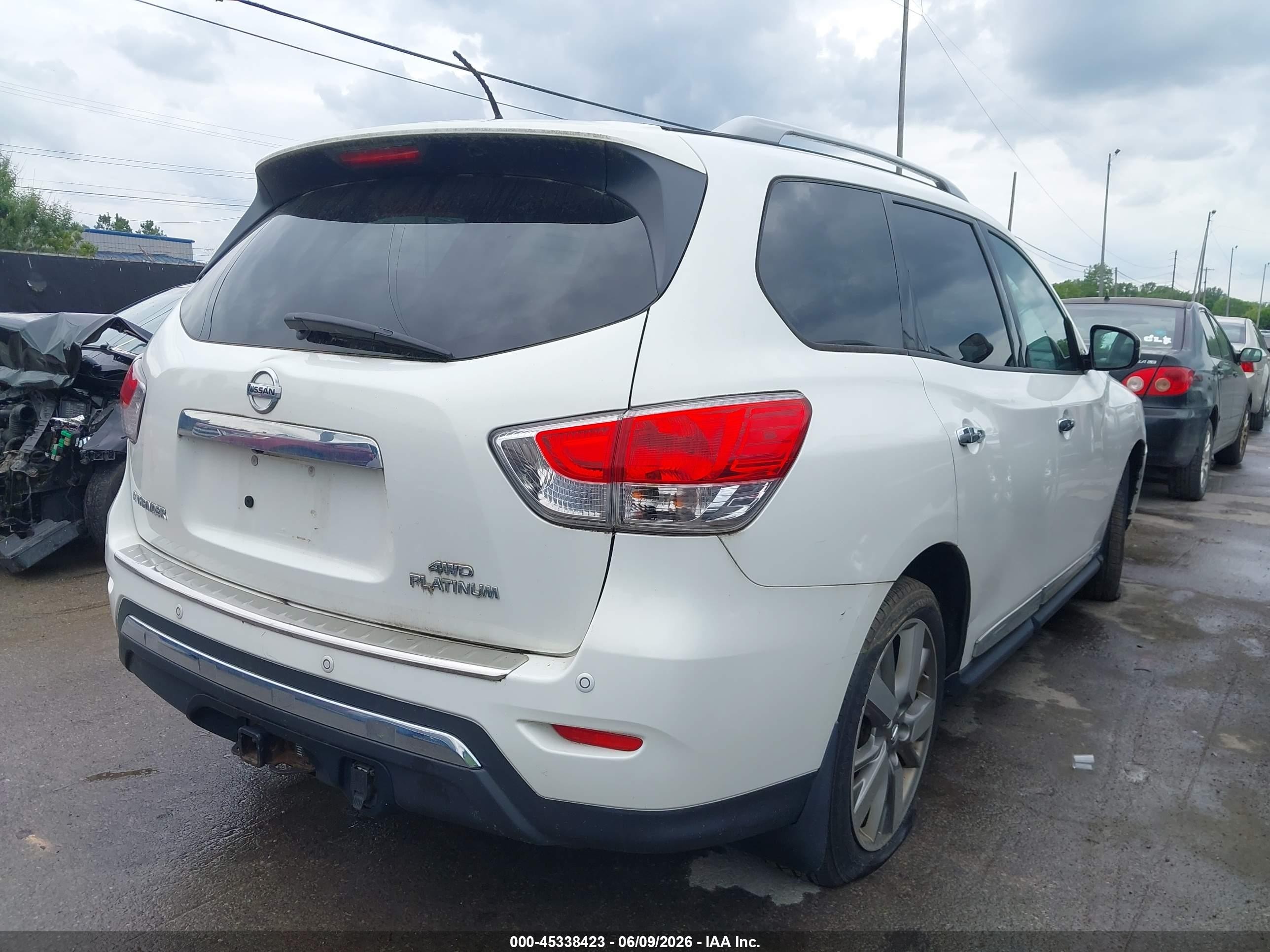 2014 Nissan Pathfinder Platinum White vin: 5N1AR2MM1EC652548