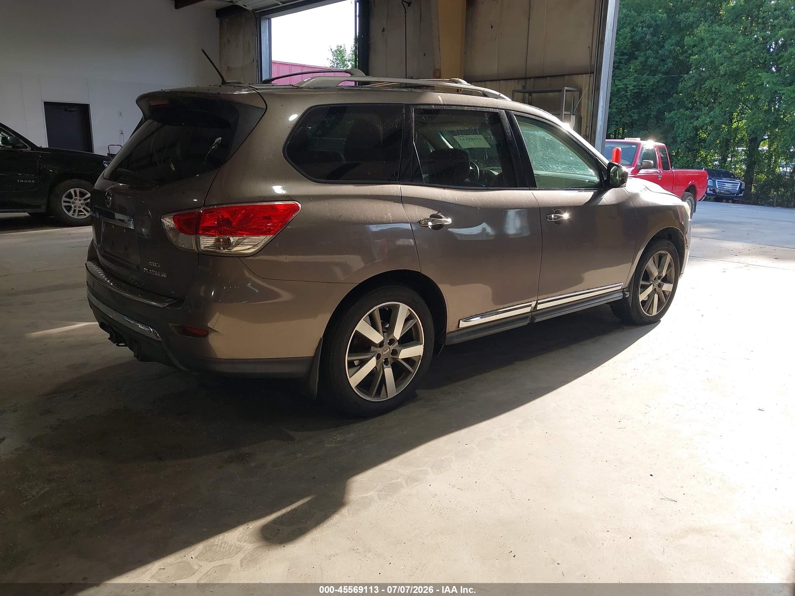 2014 Nissan Pathfinder Platinum Gold vin: 5N1AR2MM1EC660679