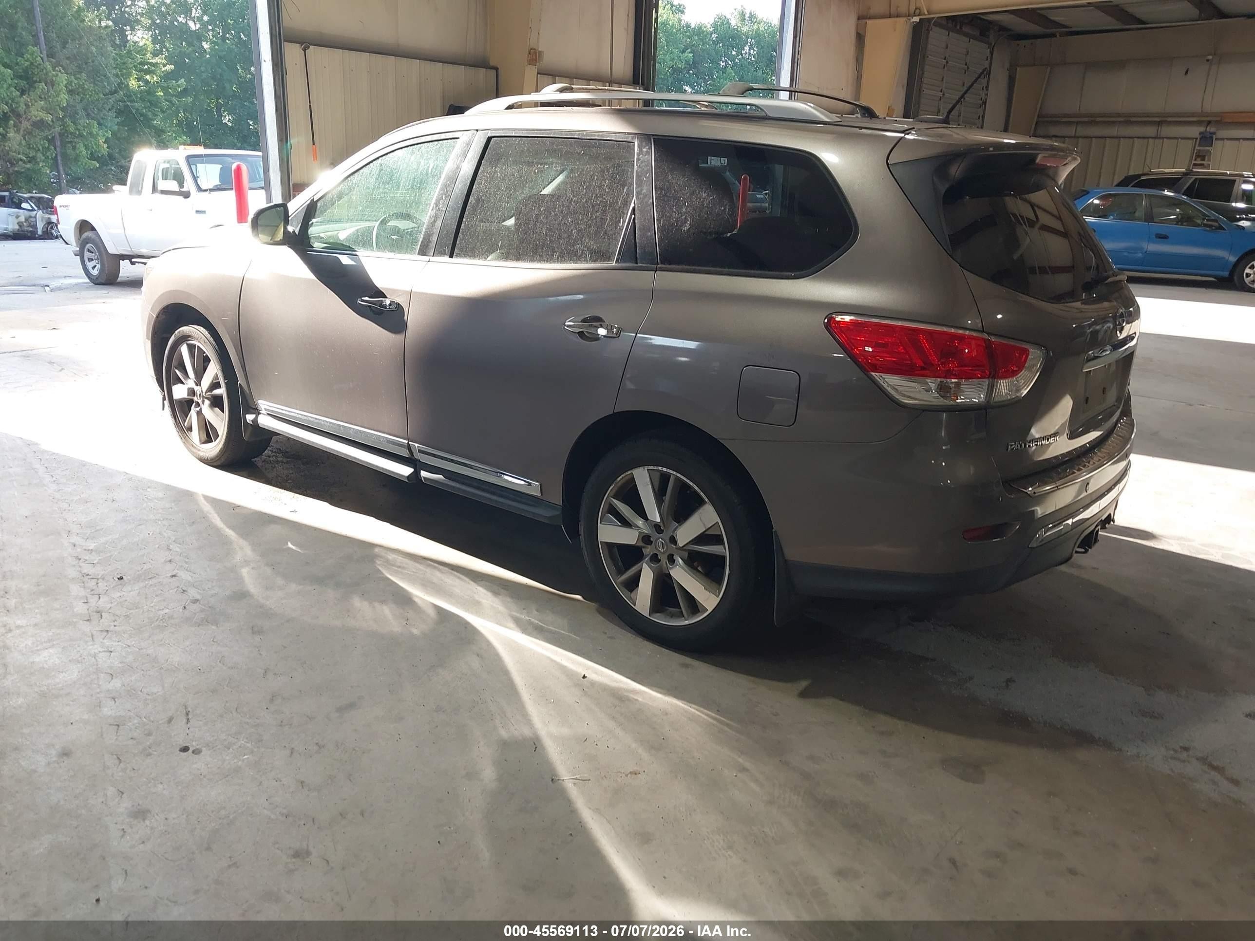 2014 Nissan Pathfinder Platinum Gold vin: 5N1AR2MM1EC660679