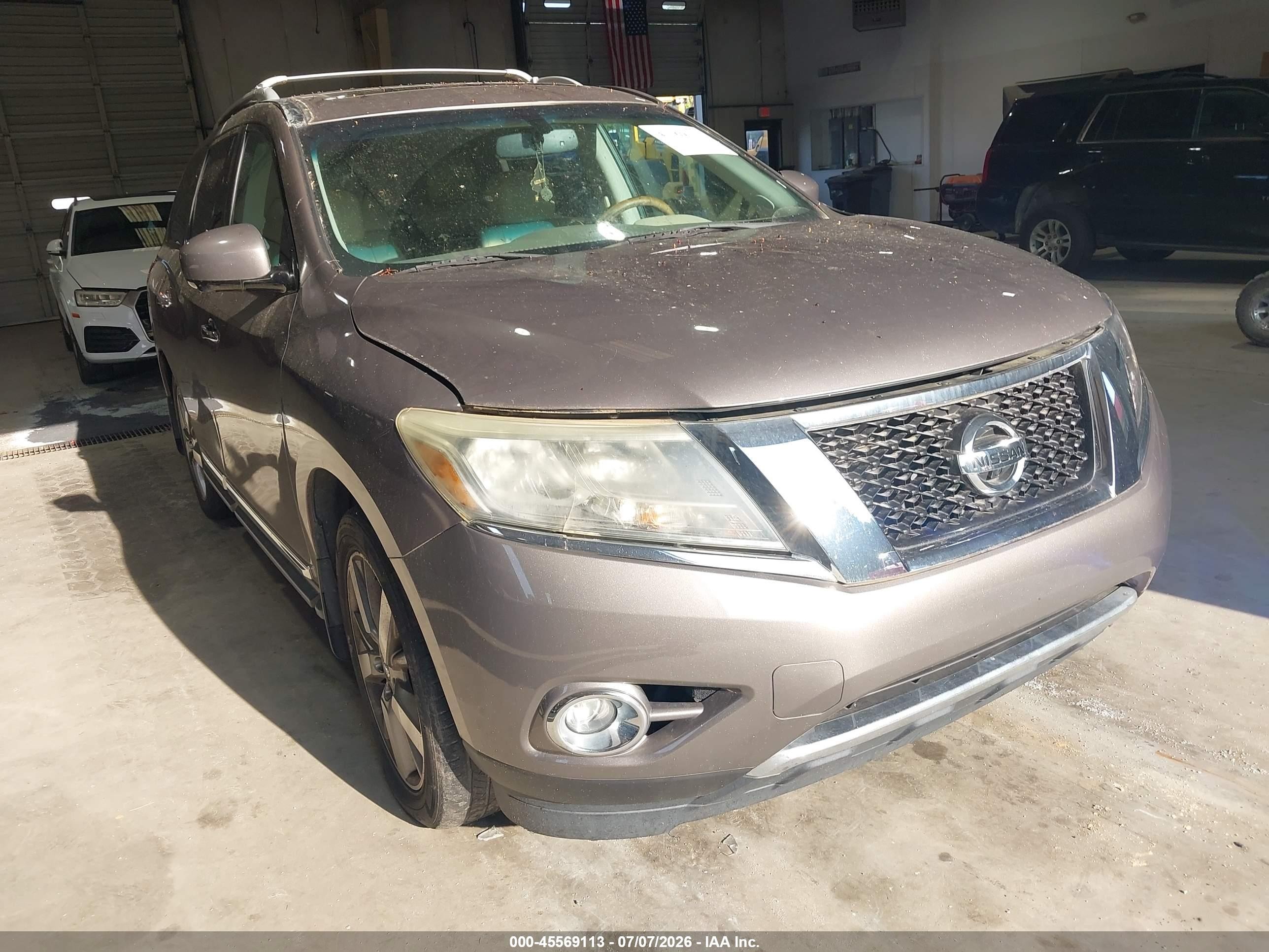 2014 Nissan Pathfinder Platinum Gold vin: 5N1AR2MM1EC660679