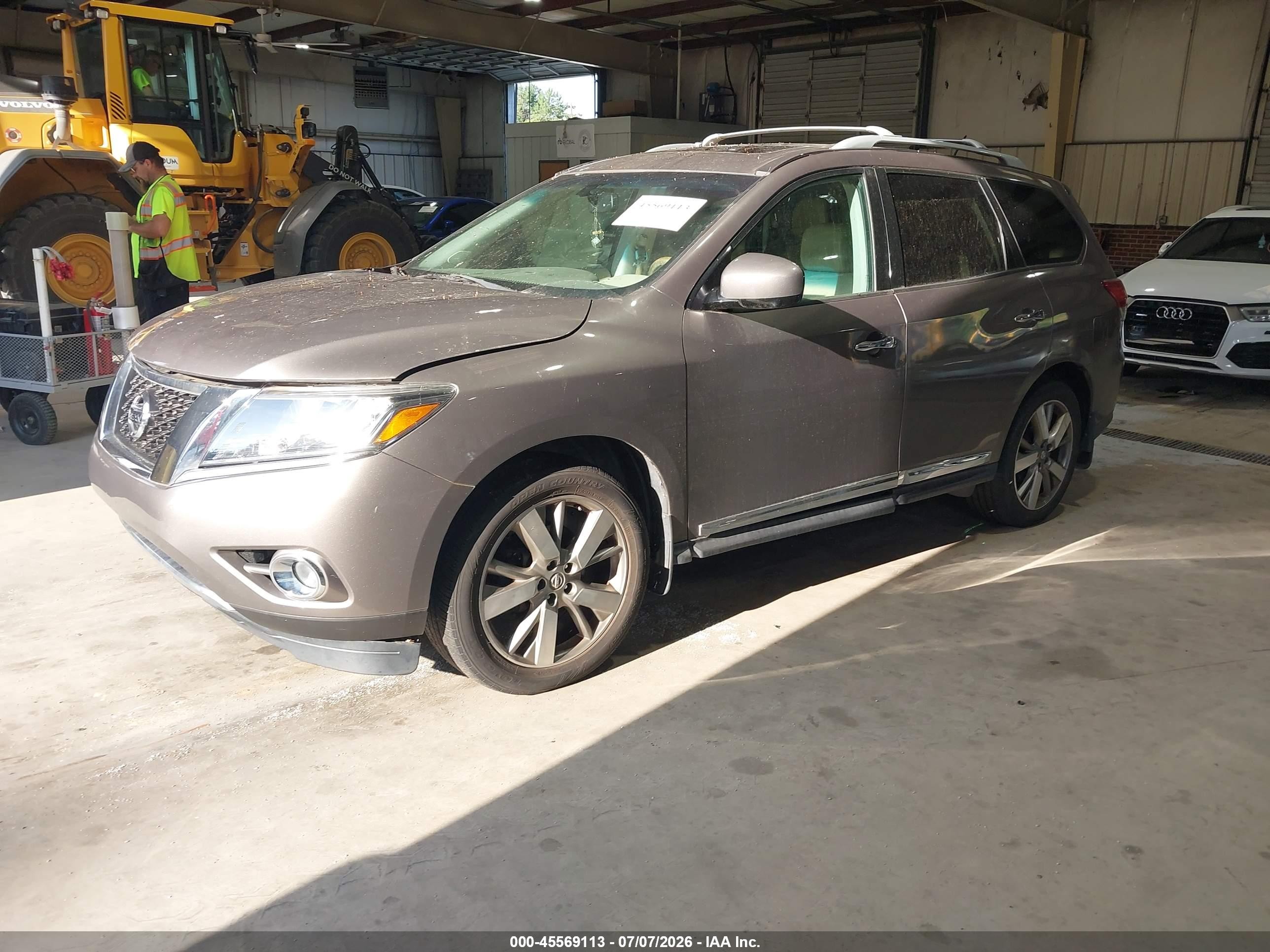 2014 Nissan Pathfinder Platinum Gold vin: 5N1AR2MM1EC660679