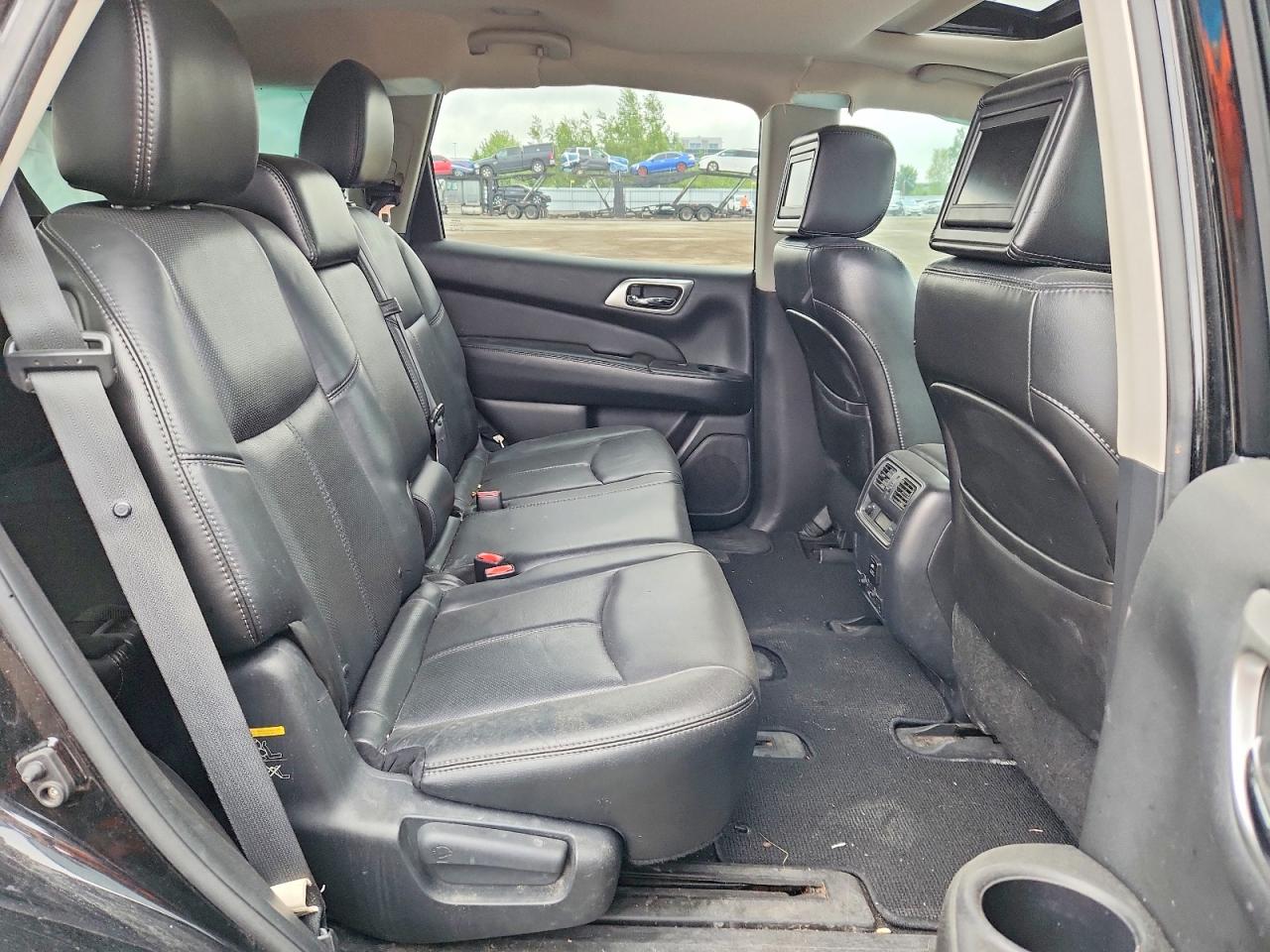 2014 Nissan Pathfinder S Черный vin: 5N1AR2MM1EC666403