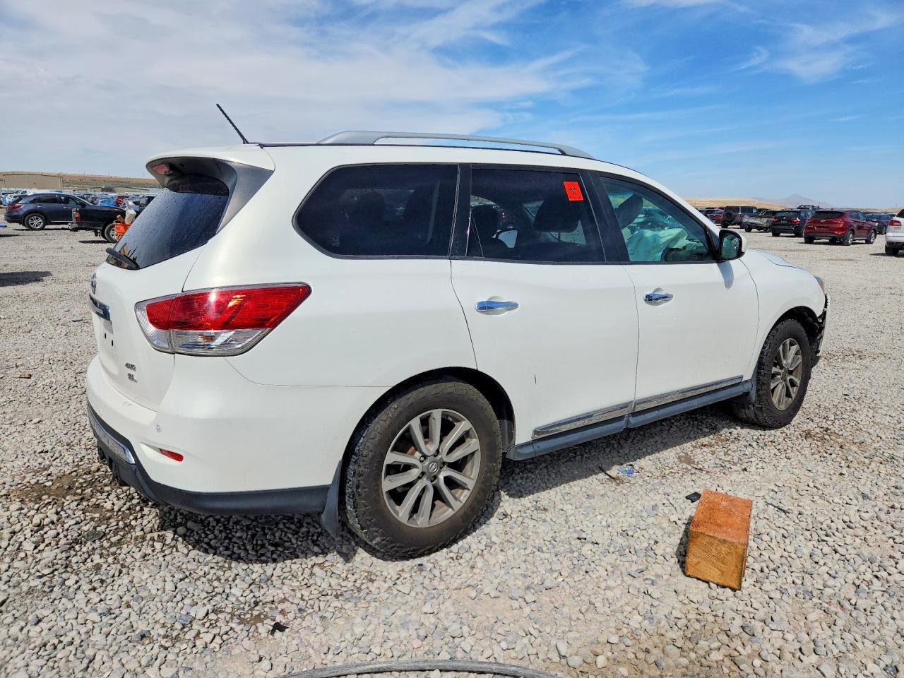 2014 Nissan Pathfinder Sl White vin: 5N1AR2MM1EC670290
