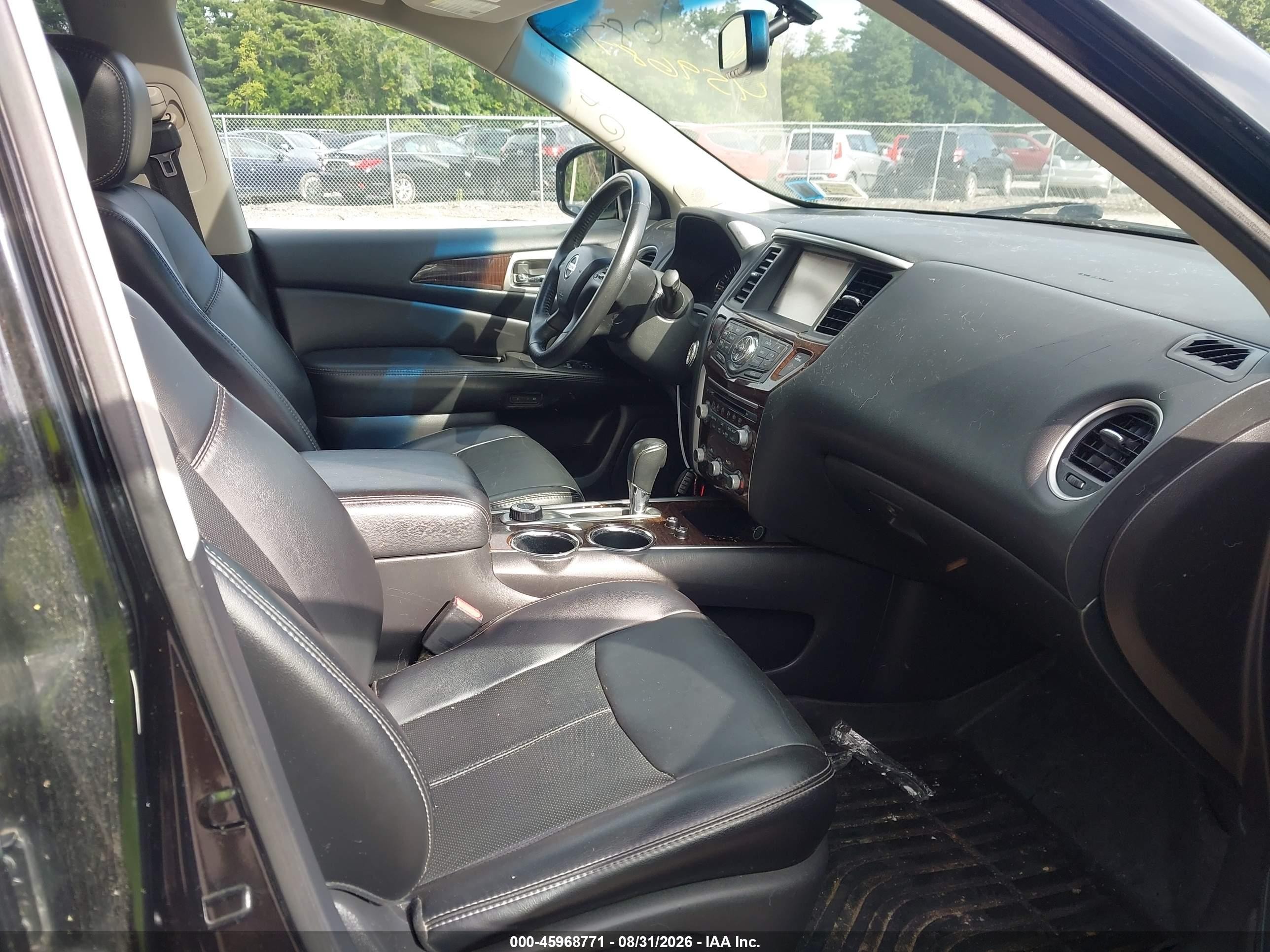 2014 Nissan Pathfinder Platinum Black vin: 5N1AR2MM1EC708973