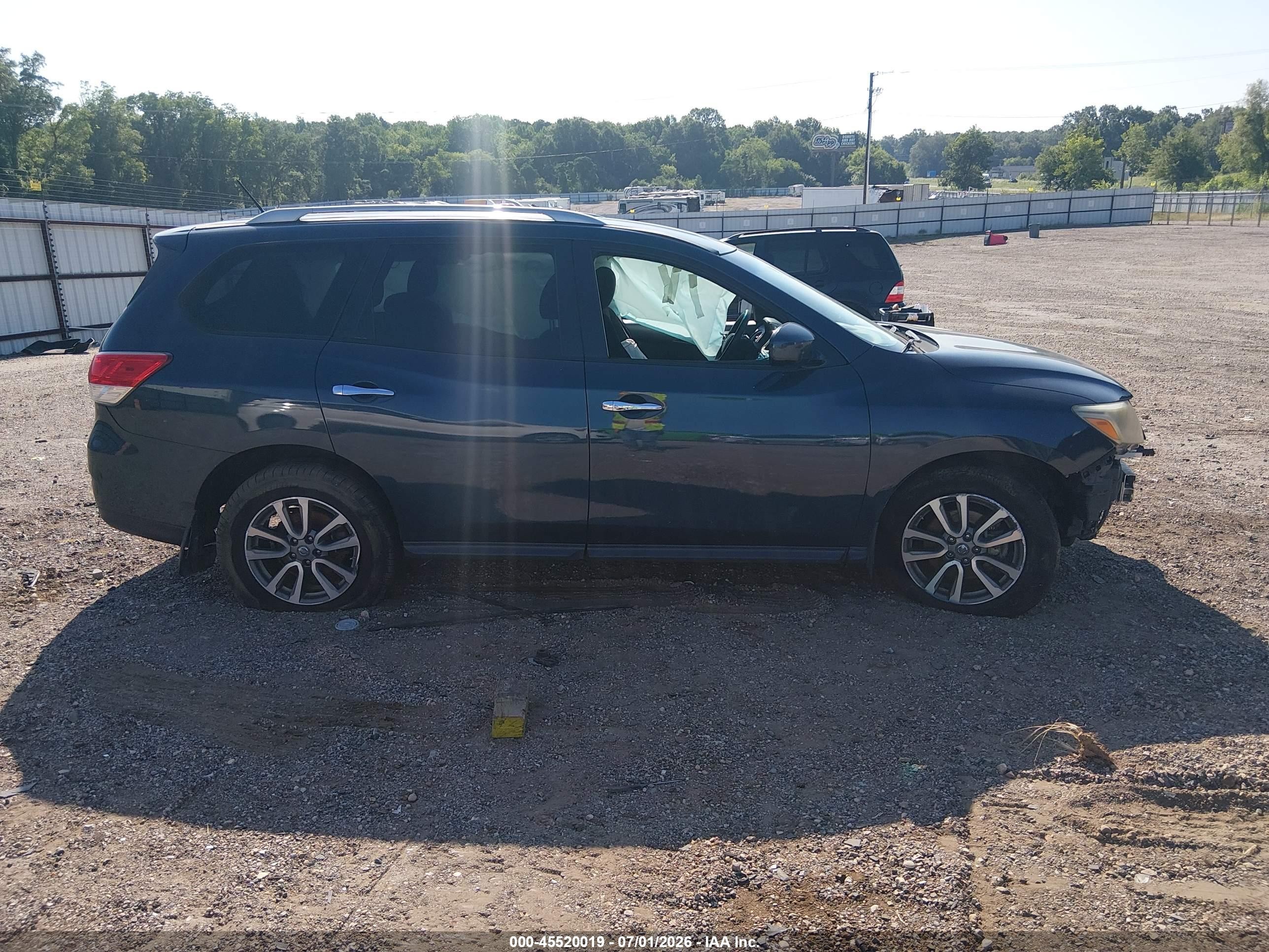 2014 Nissan Pathfinder Sv Dark Blue vin: 5N1AR2MM1EC712487
