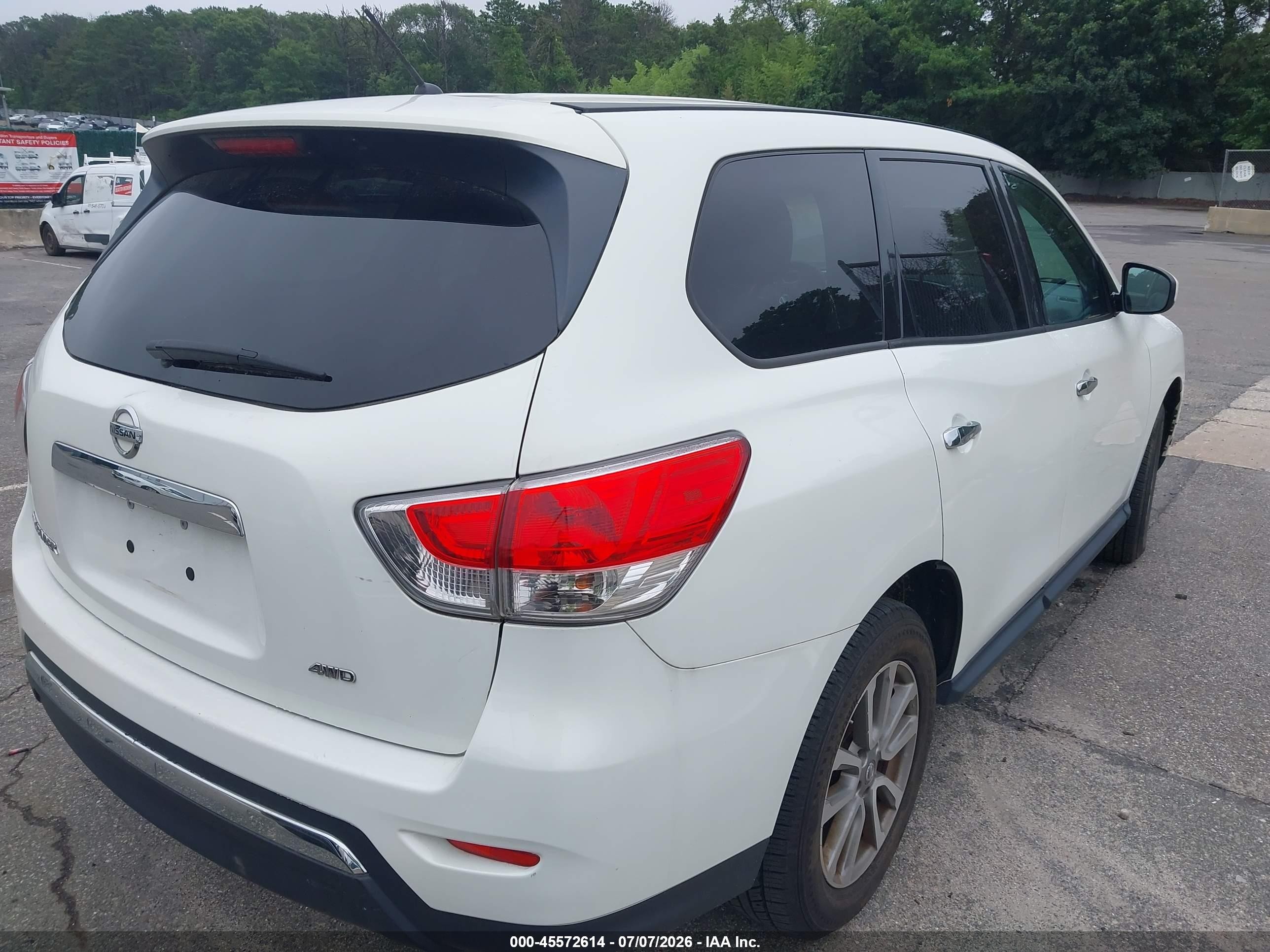 2014 Nissan Pathfinder S White vin: 5N1AR2MM1EC714952