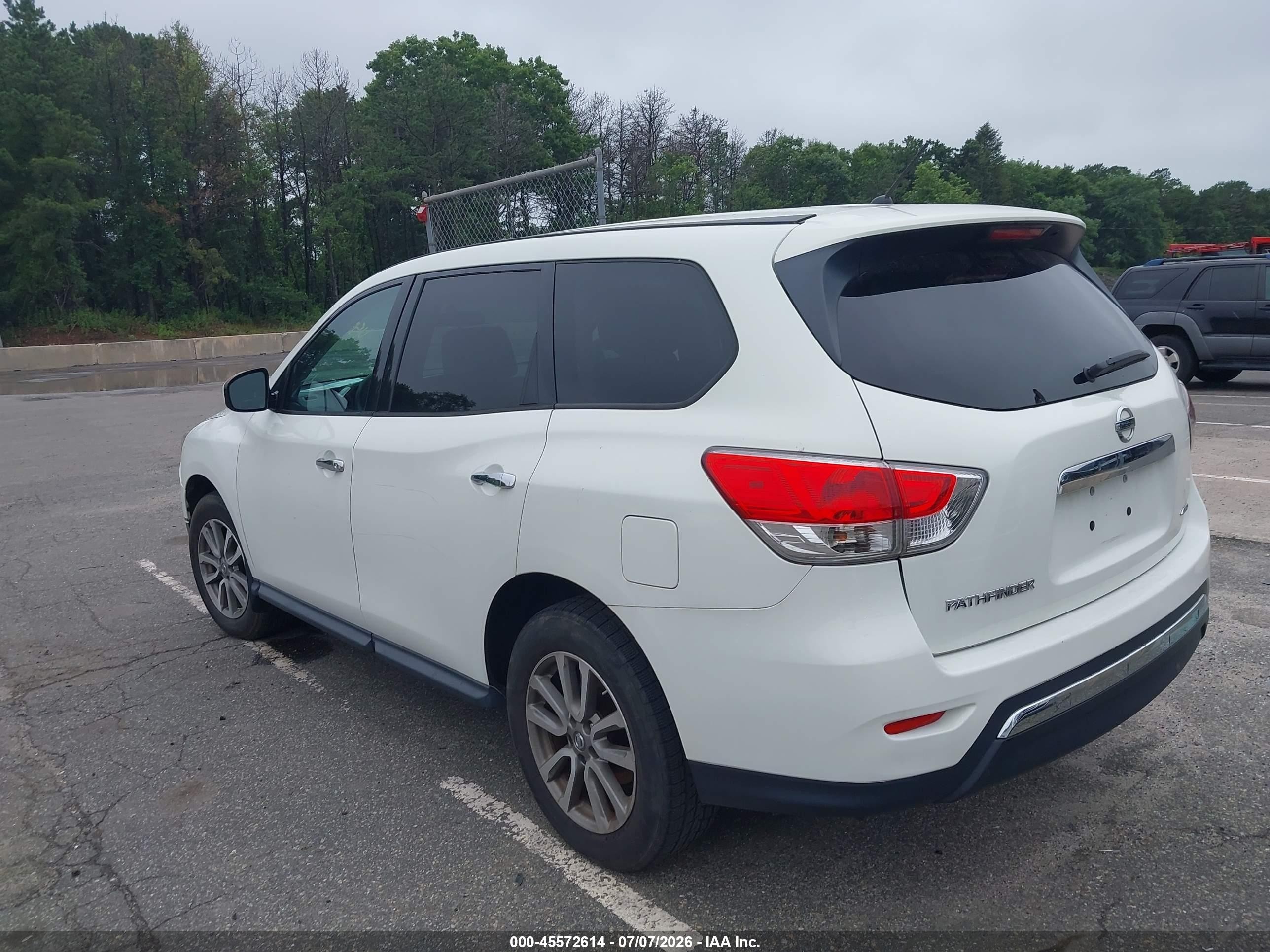 2014 Nissan Pathfinder S White vin: 5N1AR2MM1EC714952