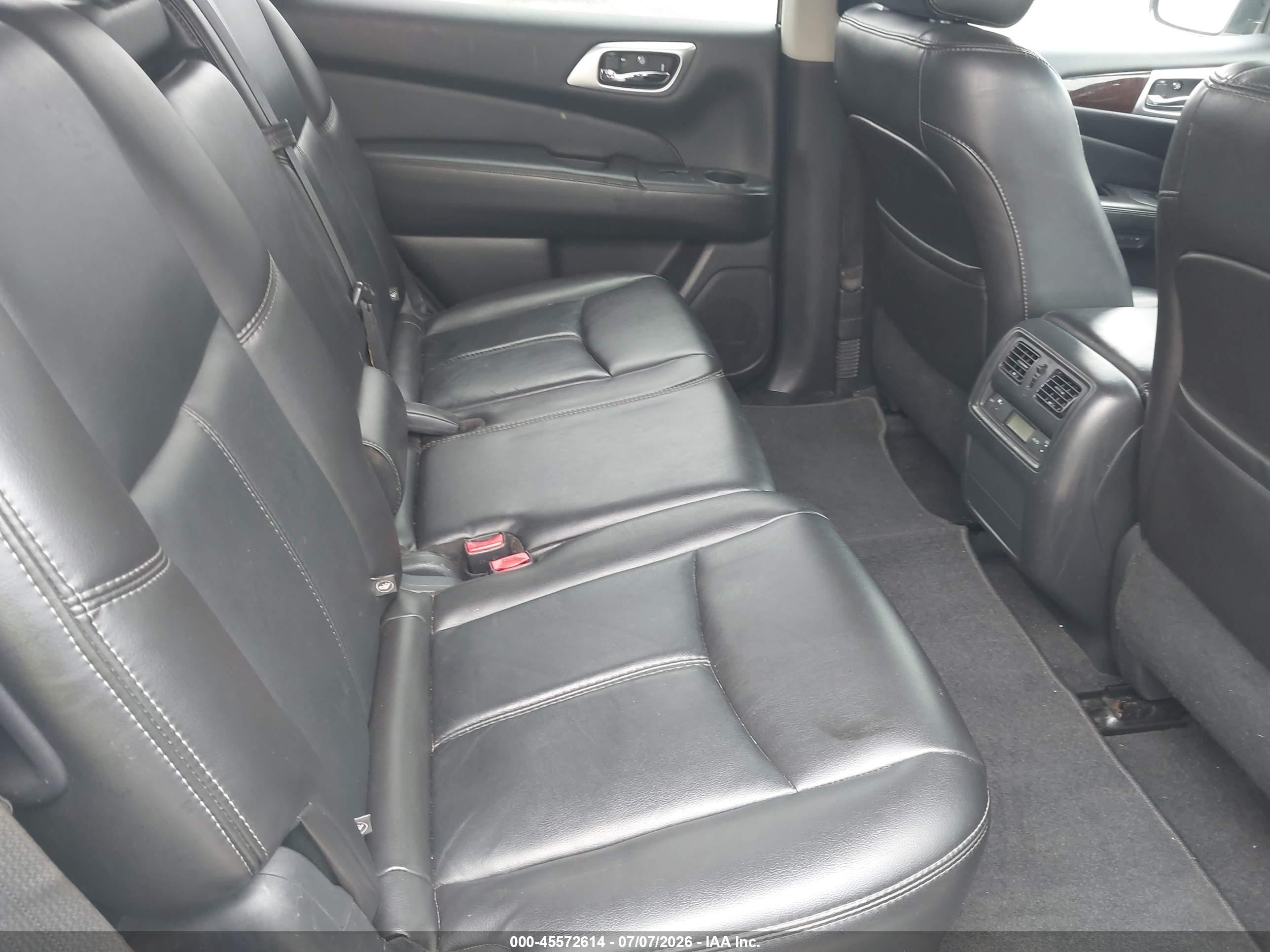 2014 Nissan Pathfinder S White vin: 5N1AR2MM1EC714952