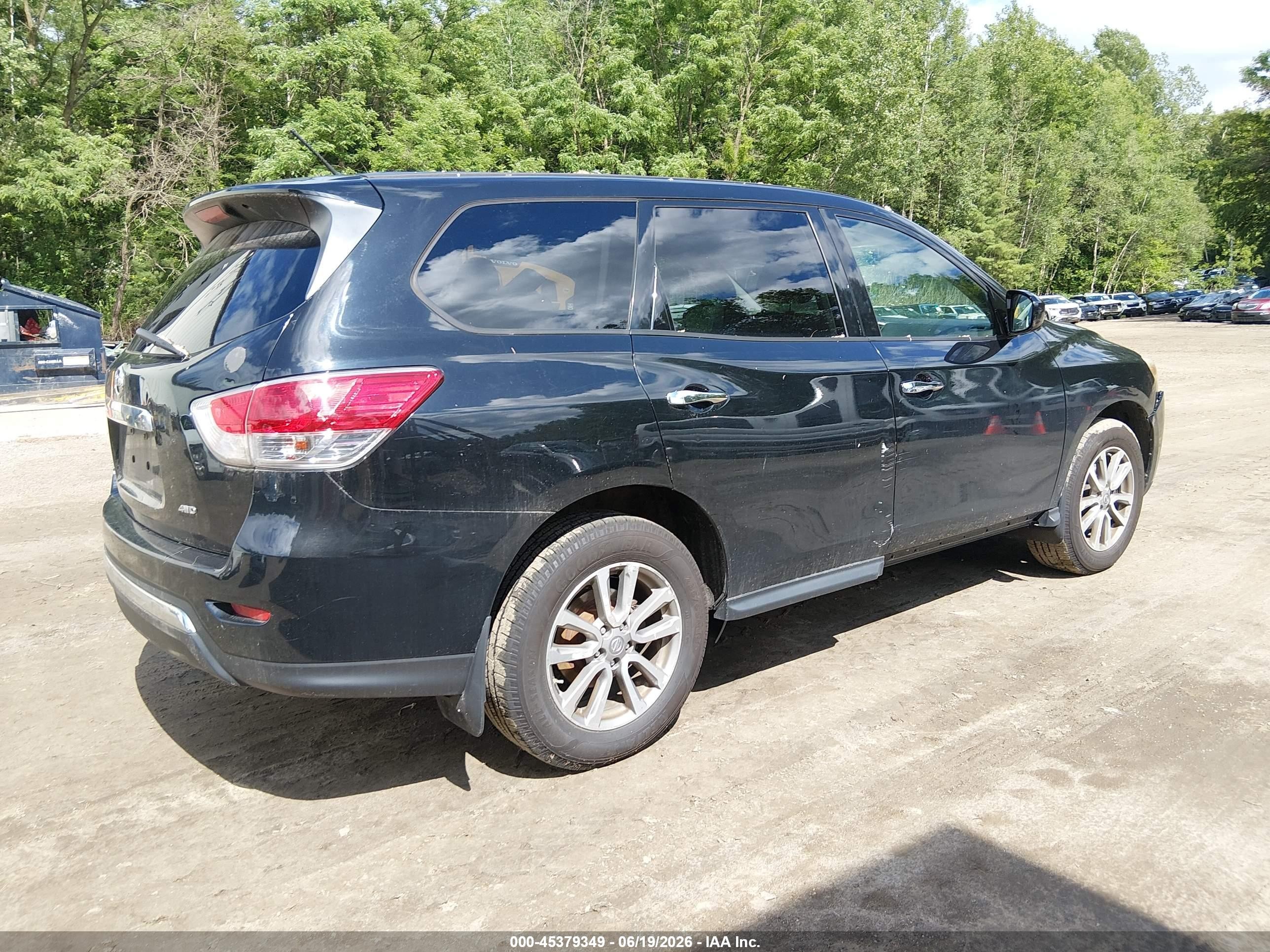 2015 Nissan Pathfinder S Черный vin: 5N1AR2MM1FC602069