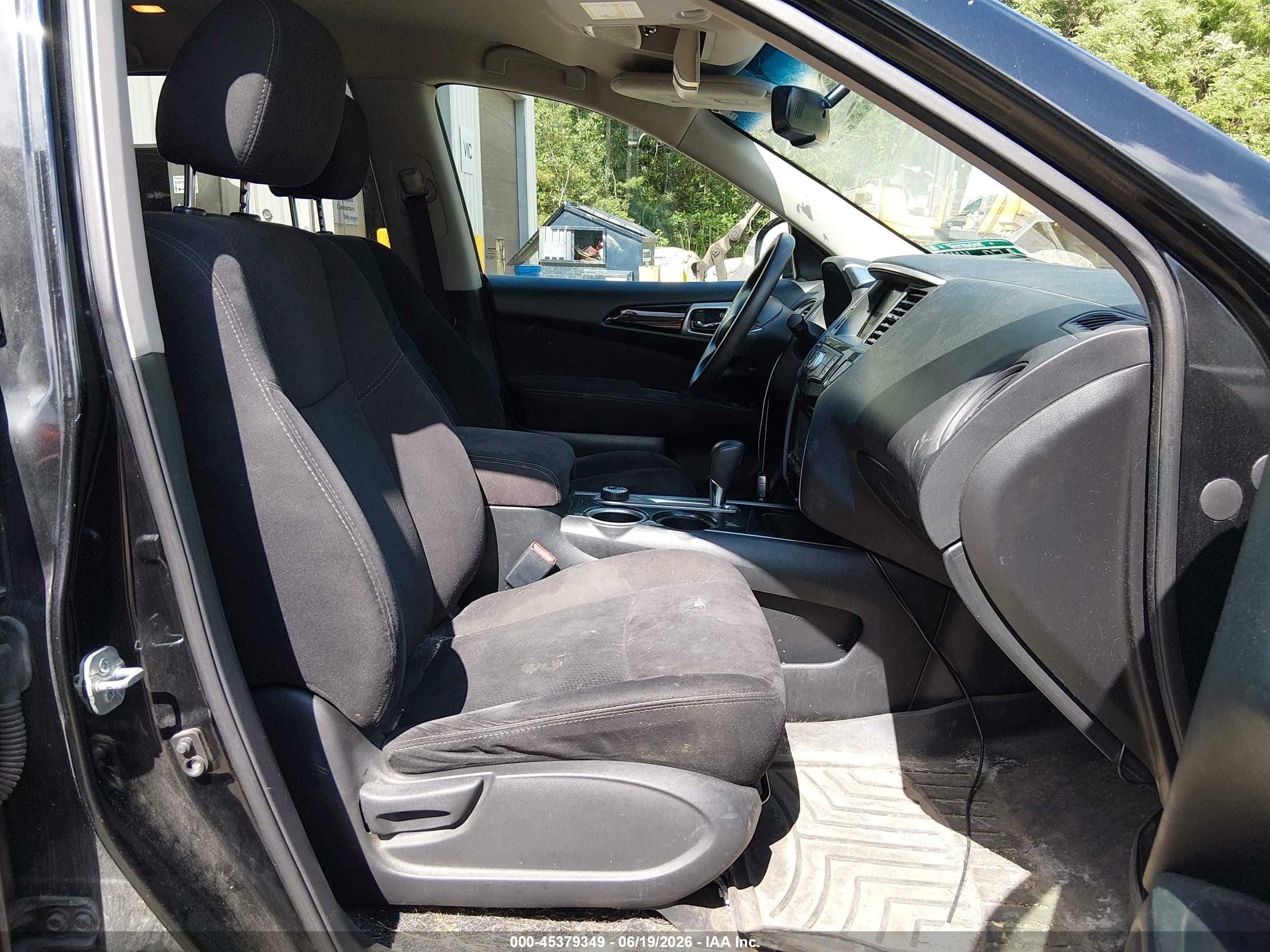2015 Nissan Pathfinder S Черный vin: 5N1AR2MM1FC602069