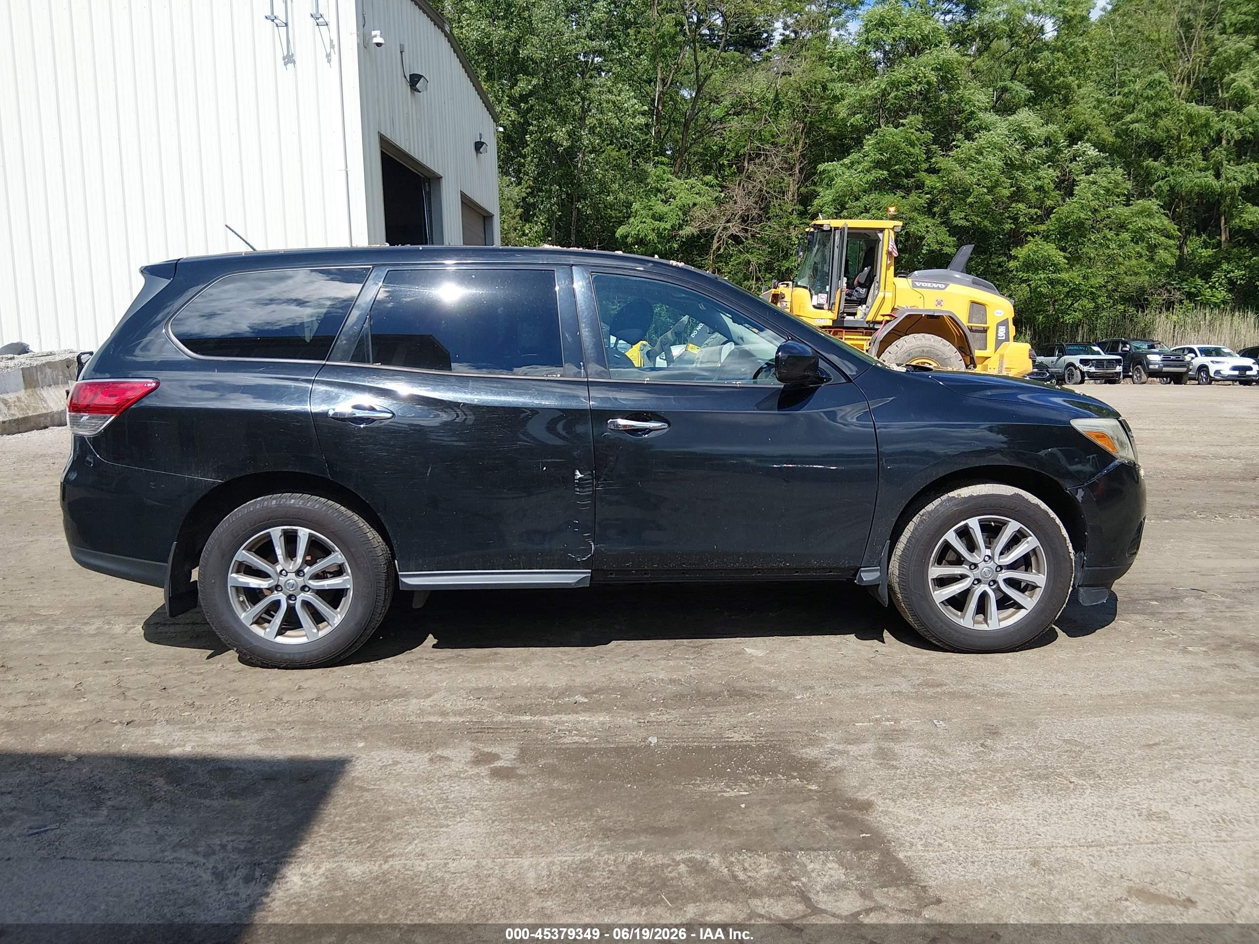 2015 Nissan Pathfinder S Черный vin: 5N1AR2MM1FC602069