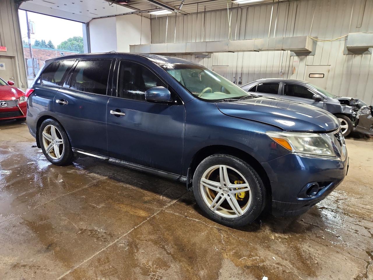 2015 Nissan Pathfinder S Blue vin: 5N1AR2MM1FC620748