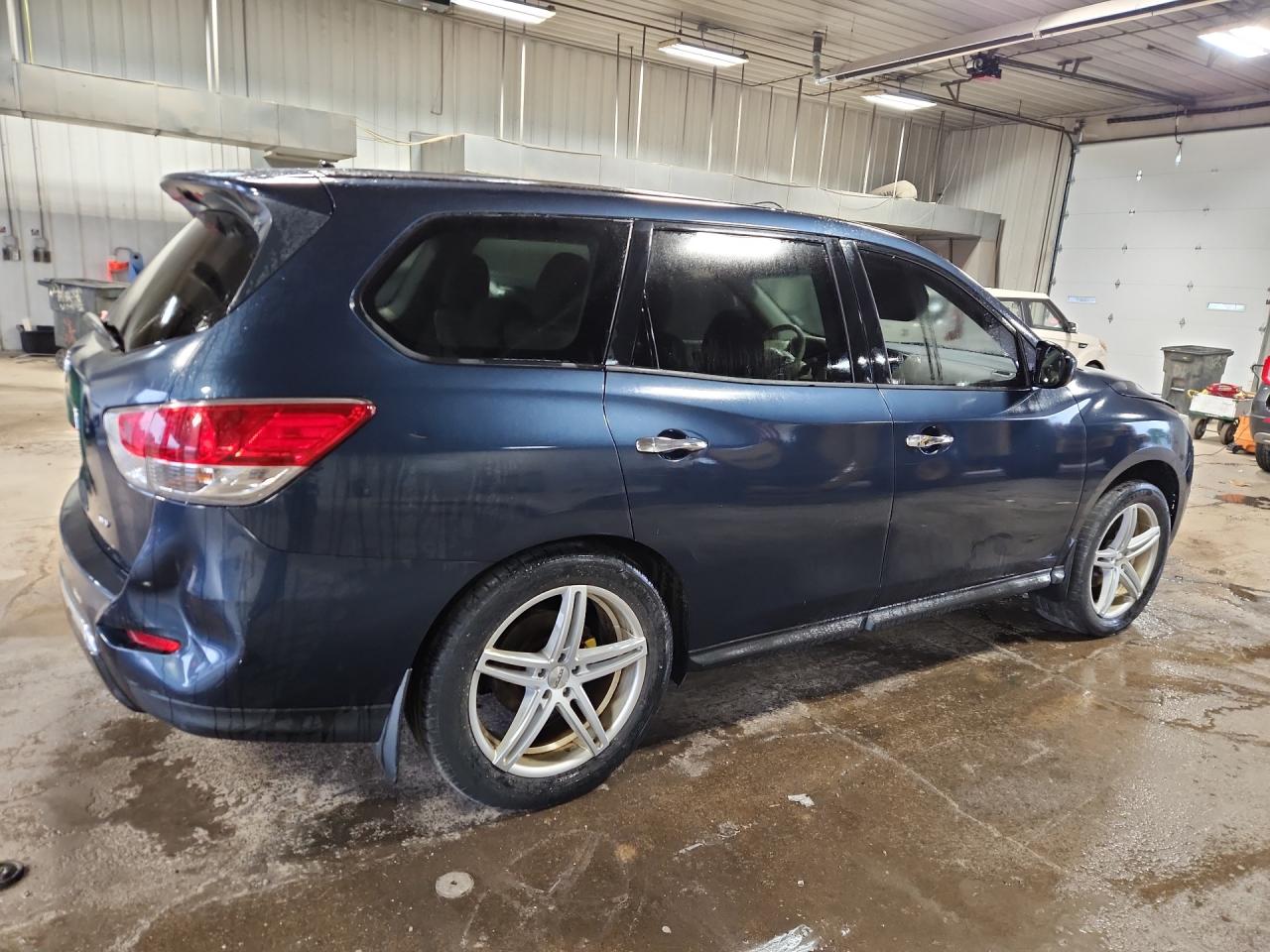 2015 Nissan Pathfinder S Blue vin: 5N1AR2MM1FC620748 Damage: Right Qtr Panel, Dent(S) W/ Paint Dmg, 4 To 5 Inches