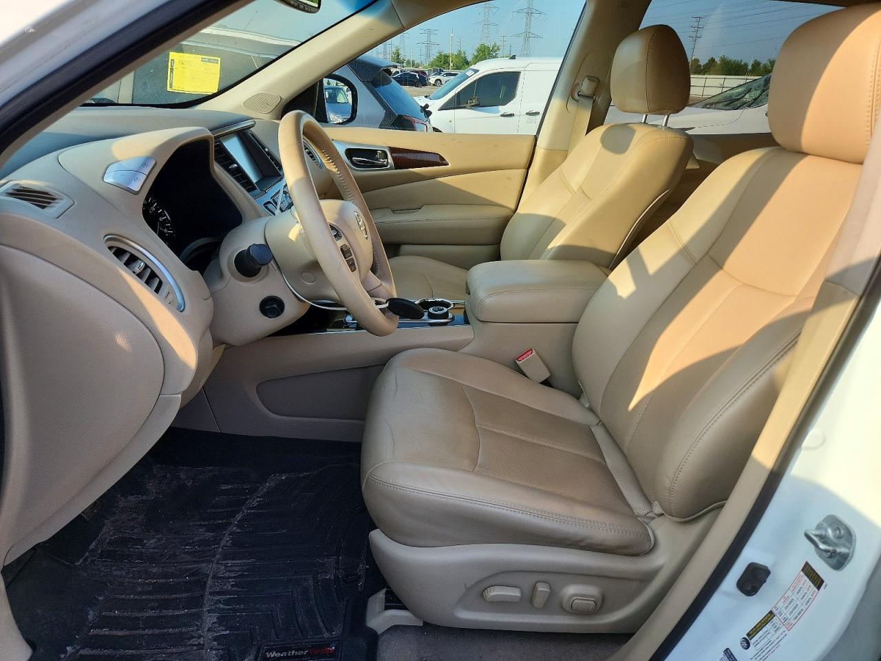 2015 Nissan Pathfinder S White vin: 5N1AR2MM1FC643673