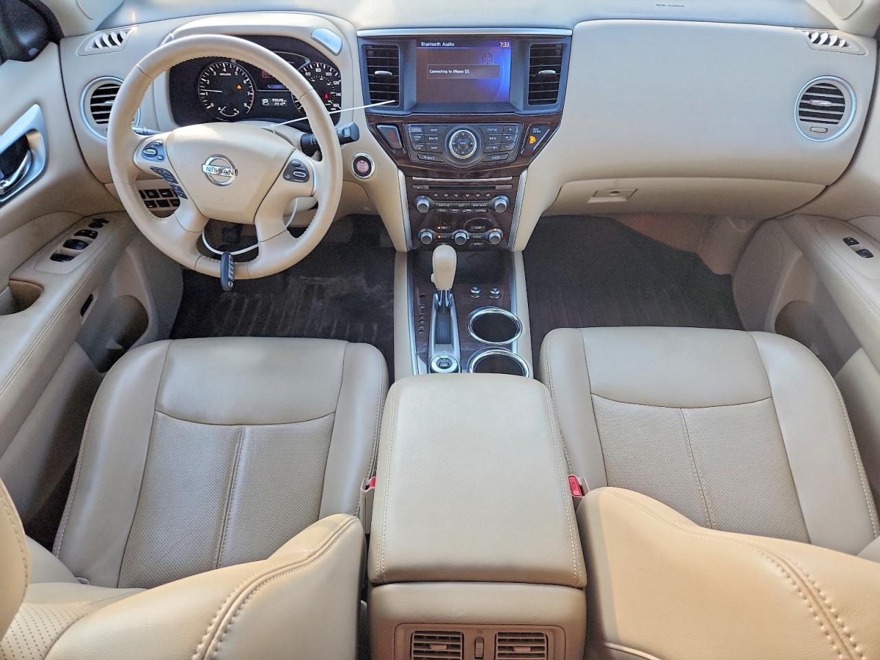 2015 Nissan Pathfinder S White vin: 5N1AR2MM1FC643673