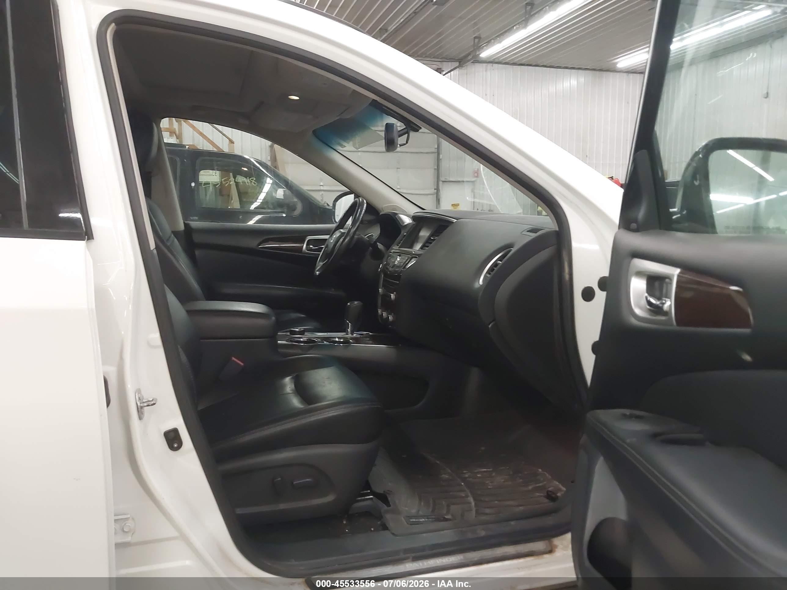2015 Nissan Pathfinder Sl Белый vin: 5N1AR2MM1FC673868