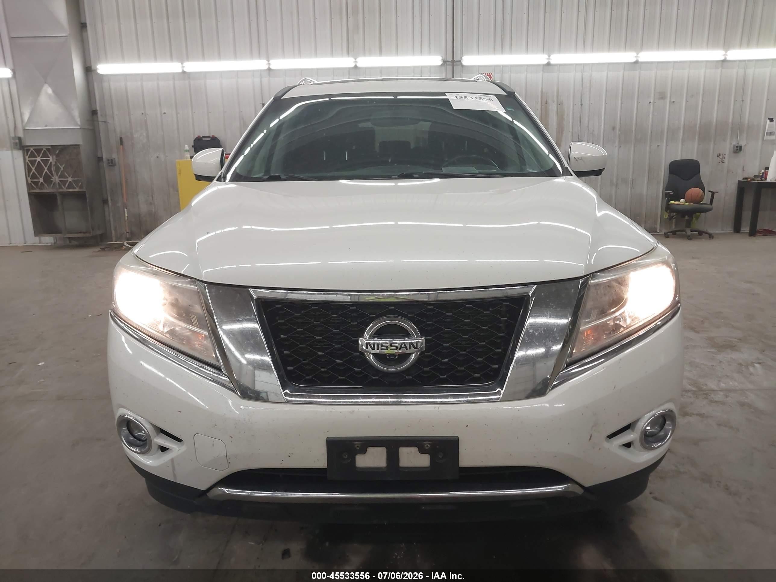 2015 Nissan Pathfinder Sl Белый vin: 5N1AR2MM1FC673868