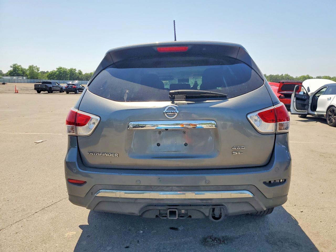 2015 Nissan Pathfinder 4x4 S/sv/ Charcoal vin: 5N1AR2MM1FC684420