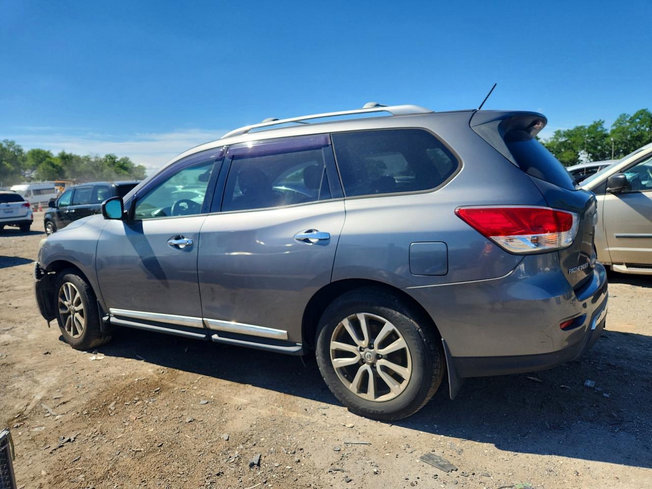 2015 Nissan Pathfinder Sl Gray vin: 5N1AR2MM1FC693554