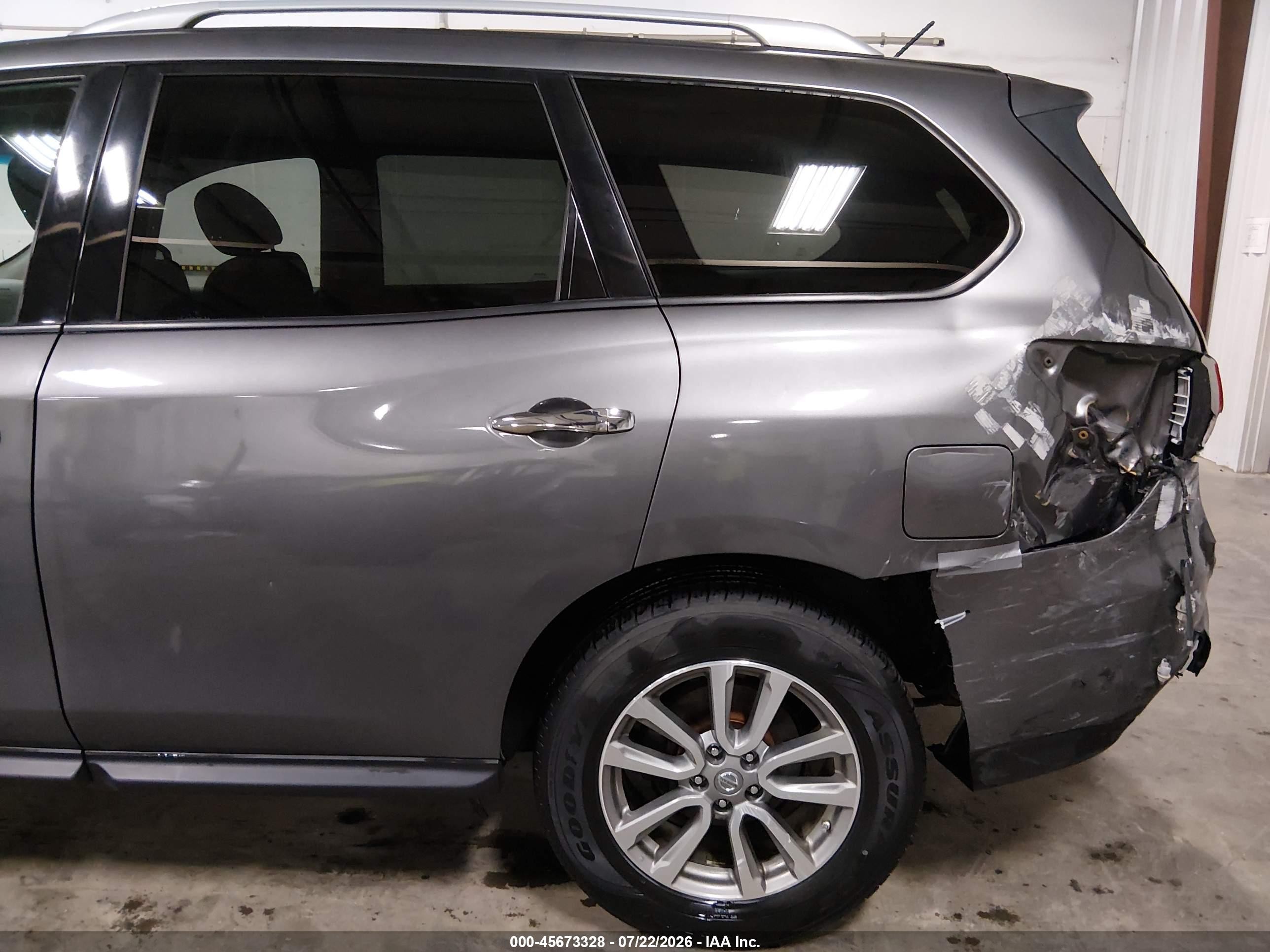 2015 Nissan Pathfinder S Gray vin: 5N1AR2MM1FC703399