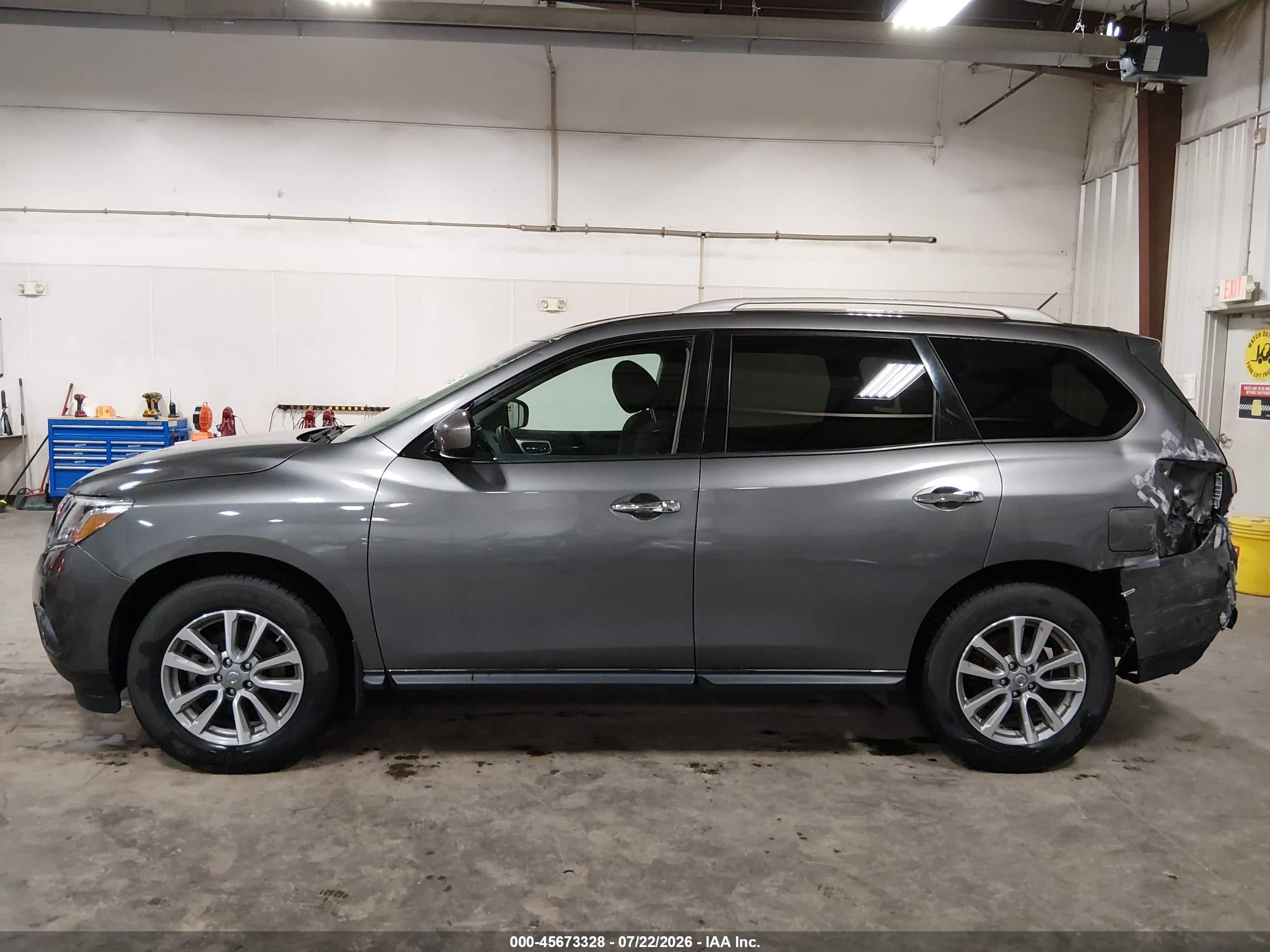 2015 Nissan Pathfinder S Gray vin: 5N1AR2MM1FC703399