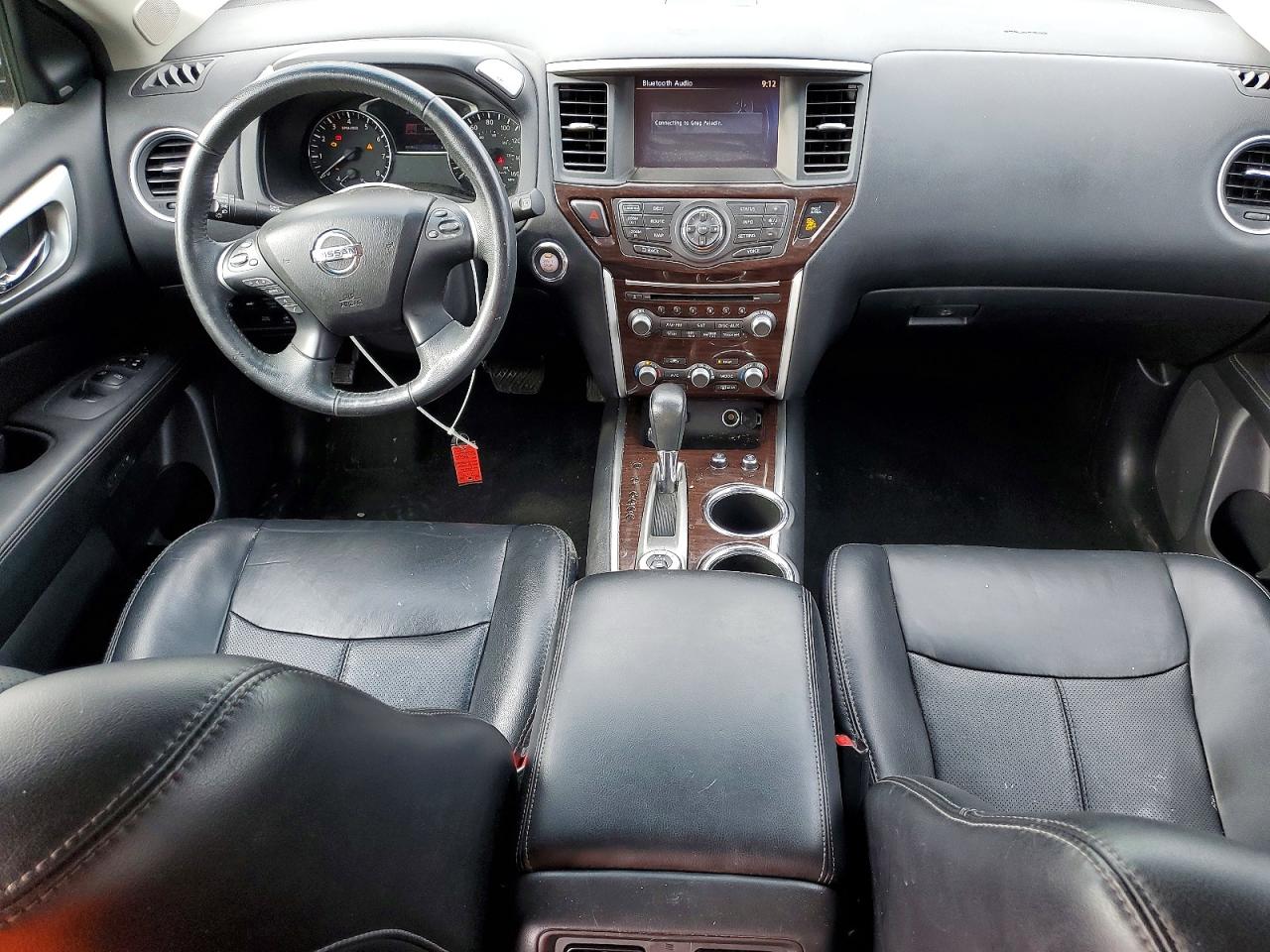 2016 Nissan Pathfinder Platinum Black vin: 5N1AR2MM1GC600341