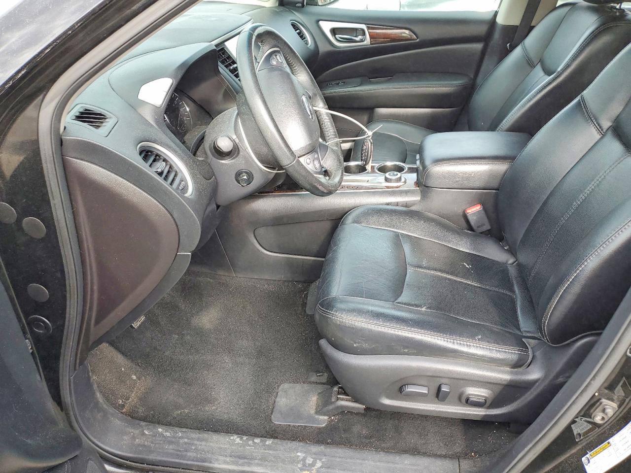 2016 Nissan Pathfinder Platinum Black vin: 5N1AR2MM1GC600341