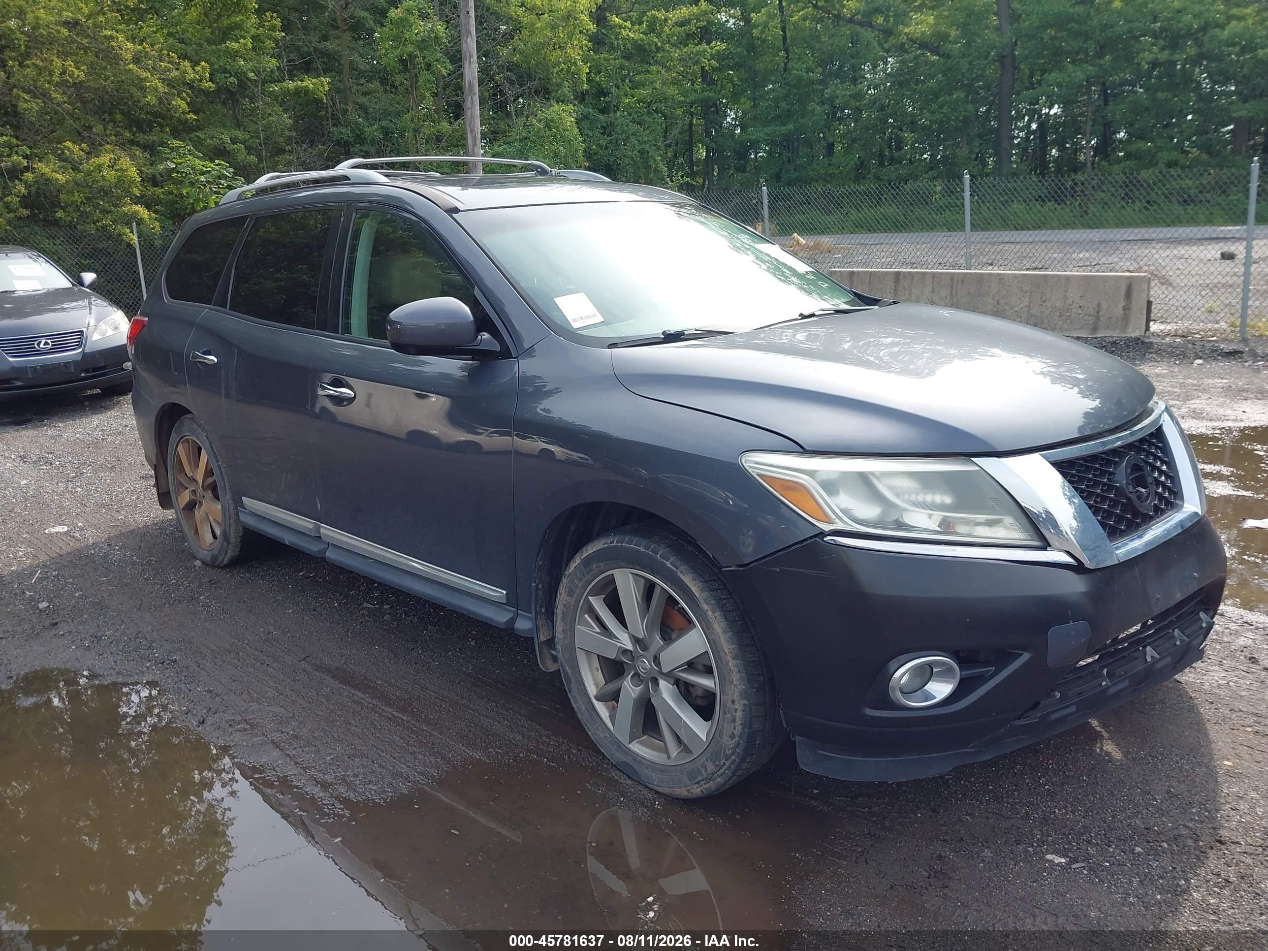 2013 Nissan Pathfinder Platinum Gray vin: 5N1AR2MM2DC608055