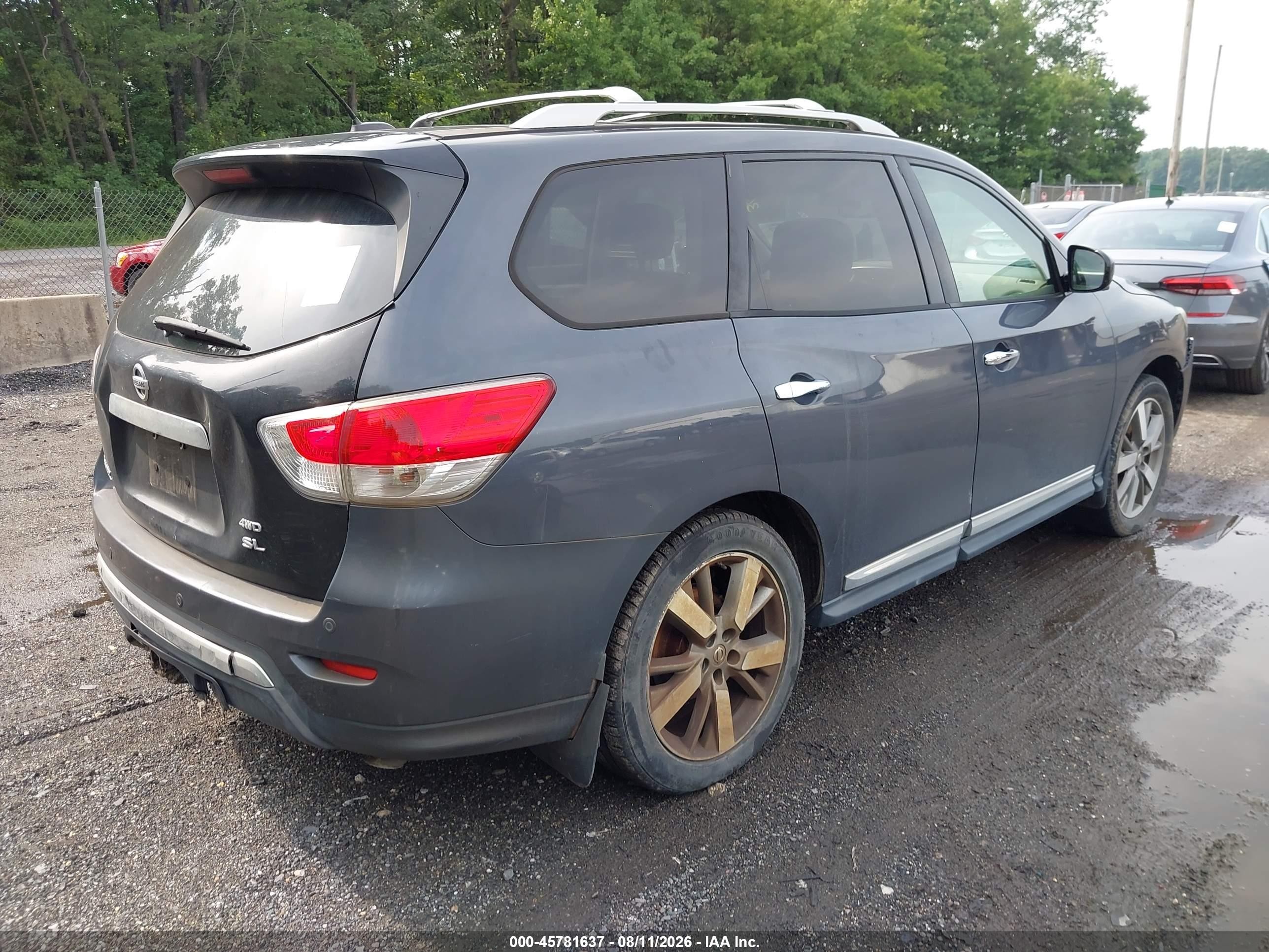 2013 Nissan Pathfinder Platinum Gray vin: 5N1AR2MM2DC608055