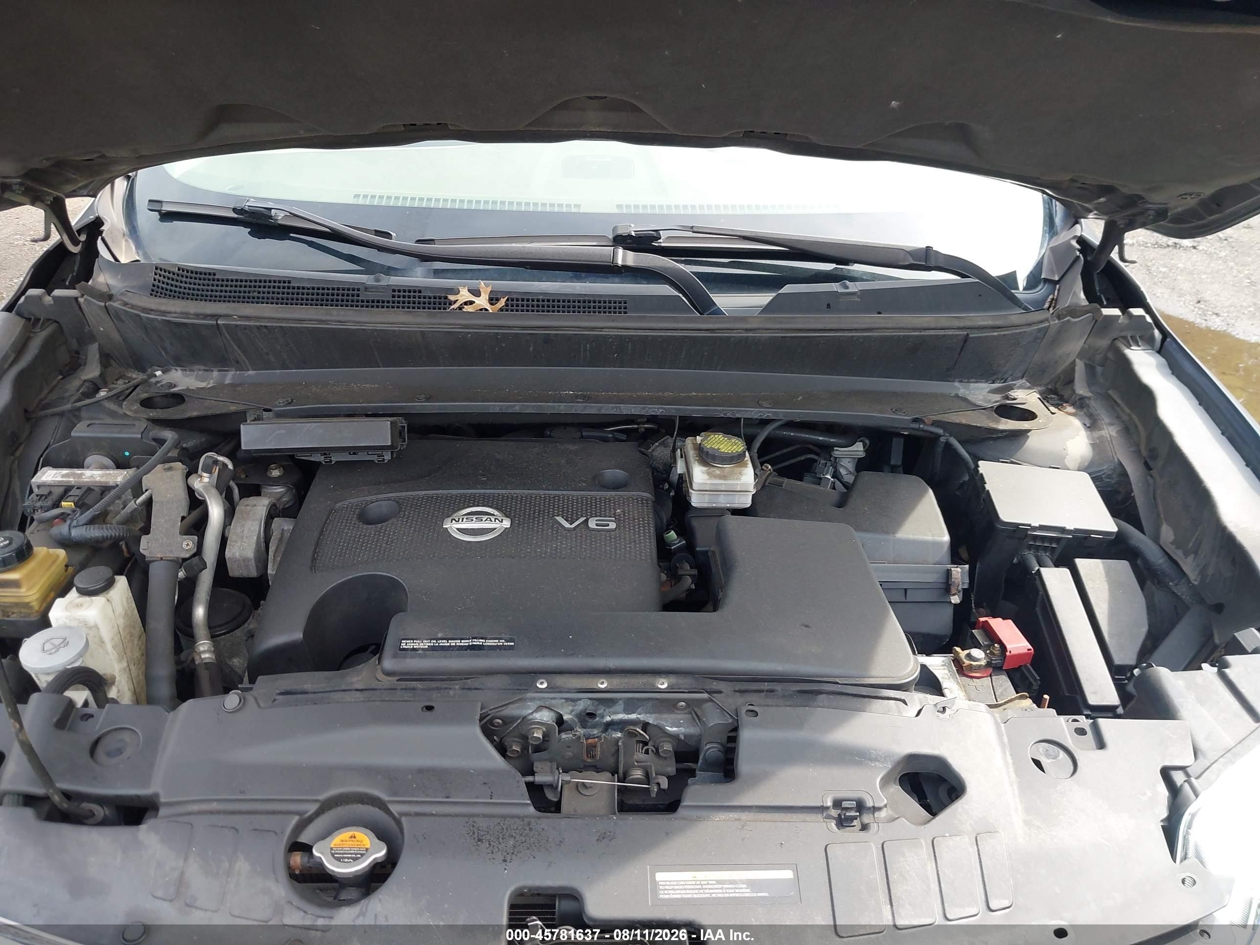 2013 Nissan Pathfinder Platinum Gray vin: 5N1AR2MM2DC608055